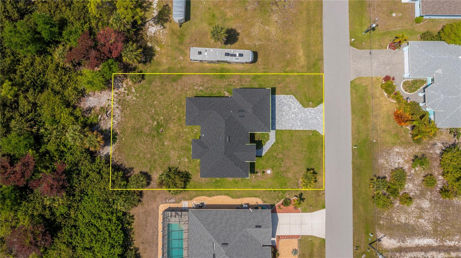 15089 ALDAMA CIR, PORT CHARLOTTE, FL, 33981