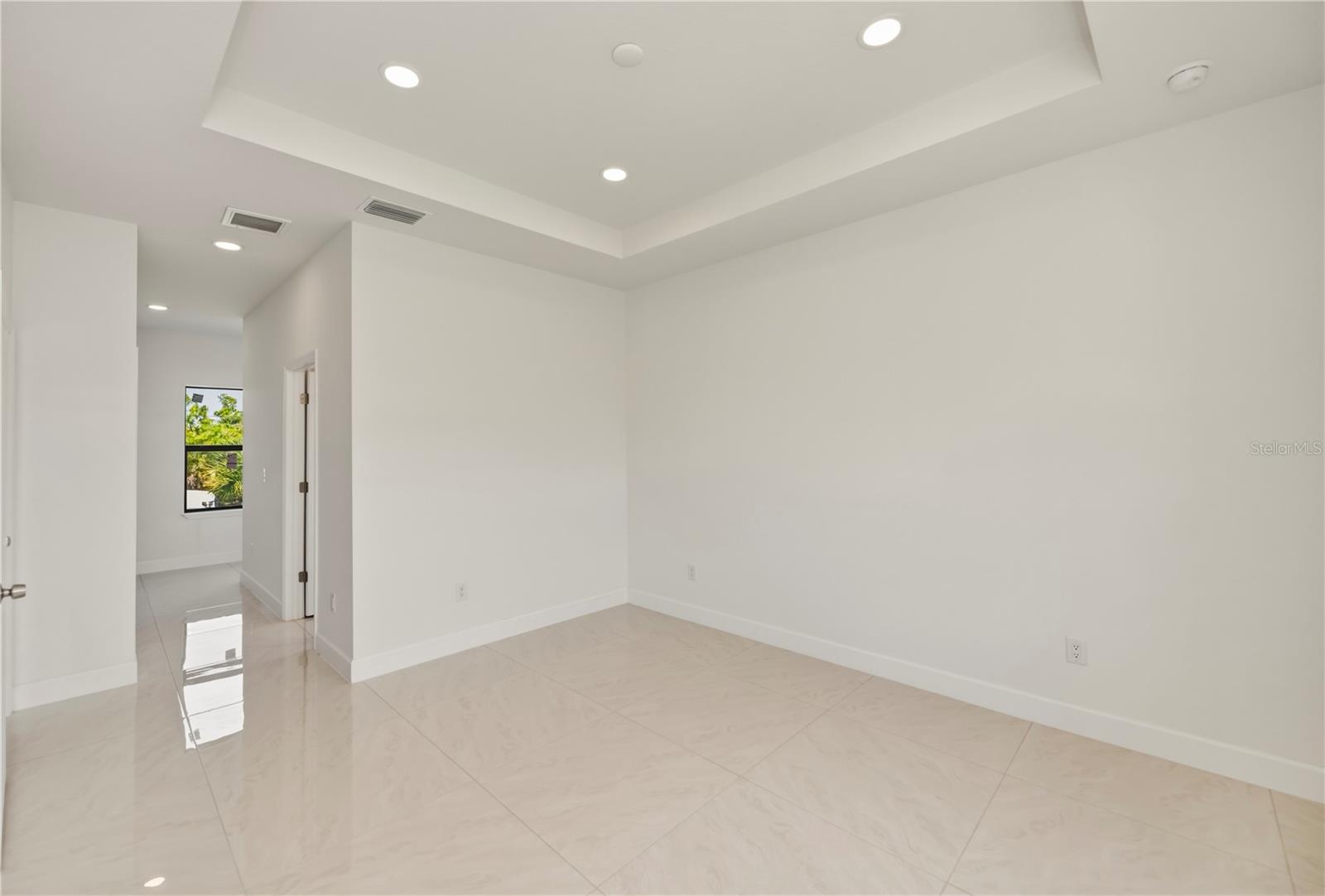 15089 ALDAMA CIR, PORT CHARLOTTE, FL, 33981