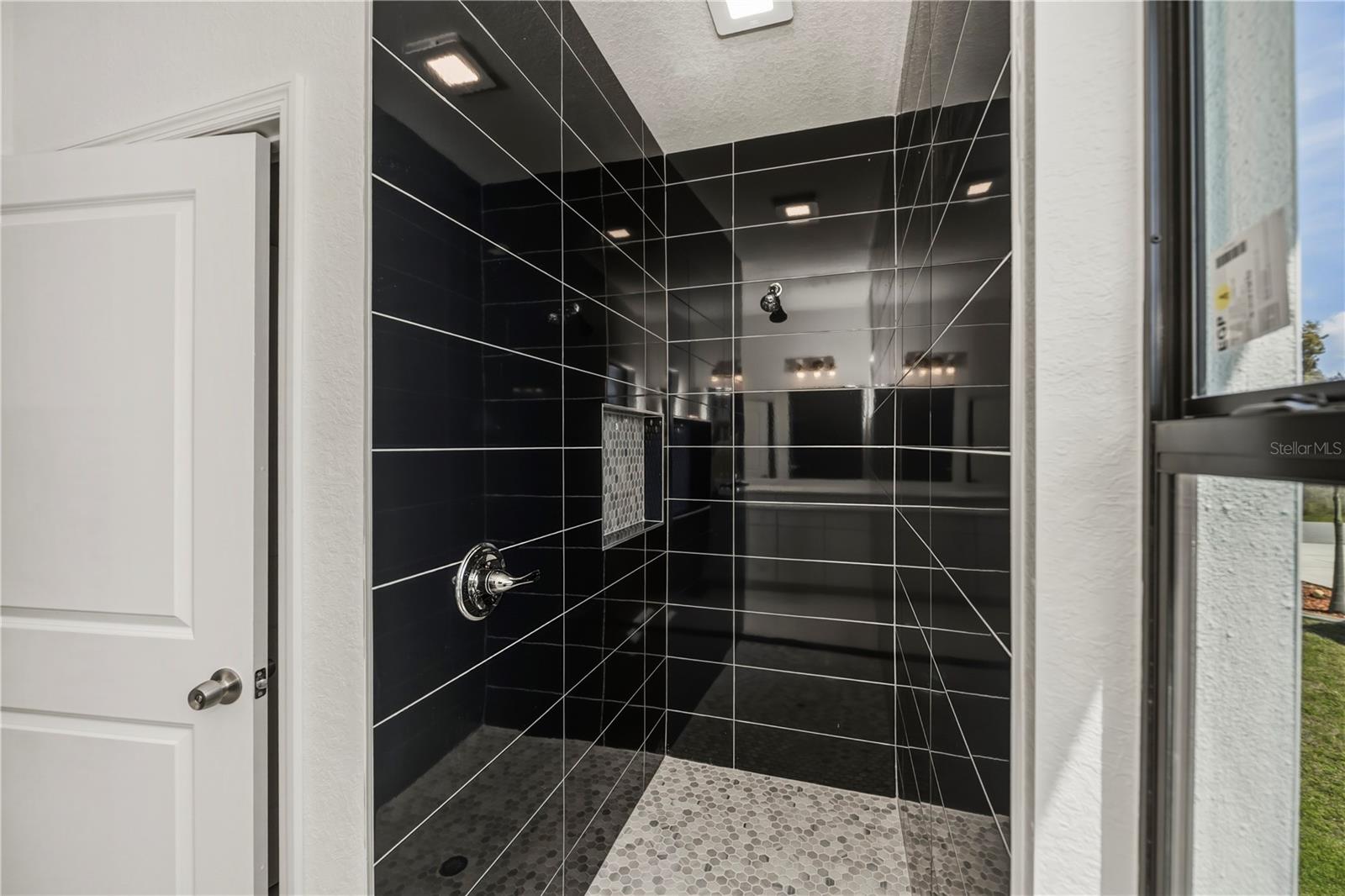 15089 ALDAMA CIR, PORT CHARLOTTE, FL, 33981