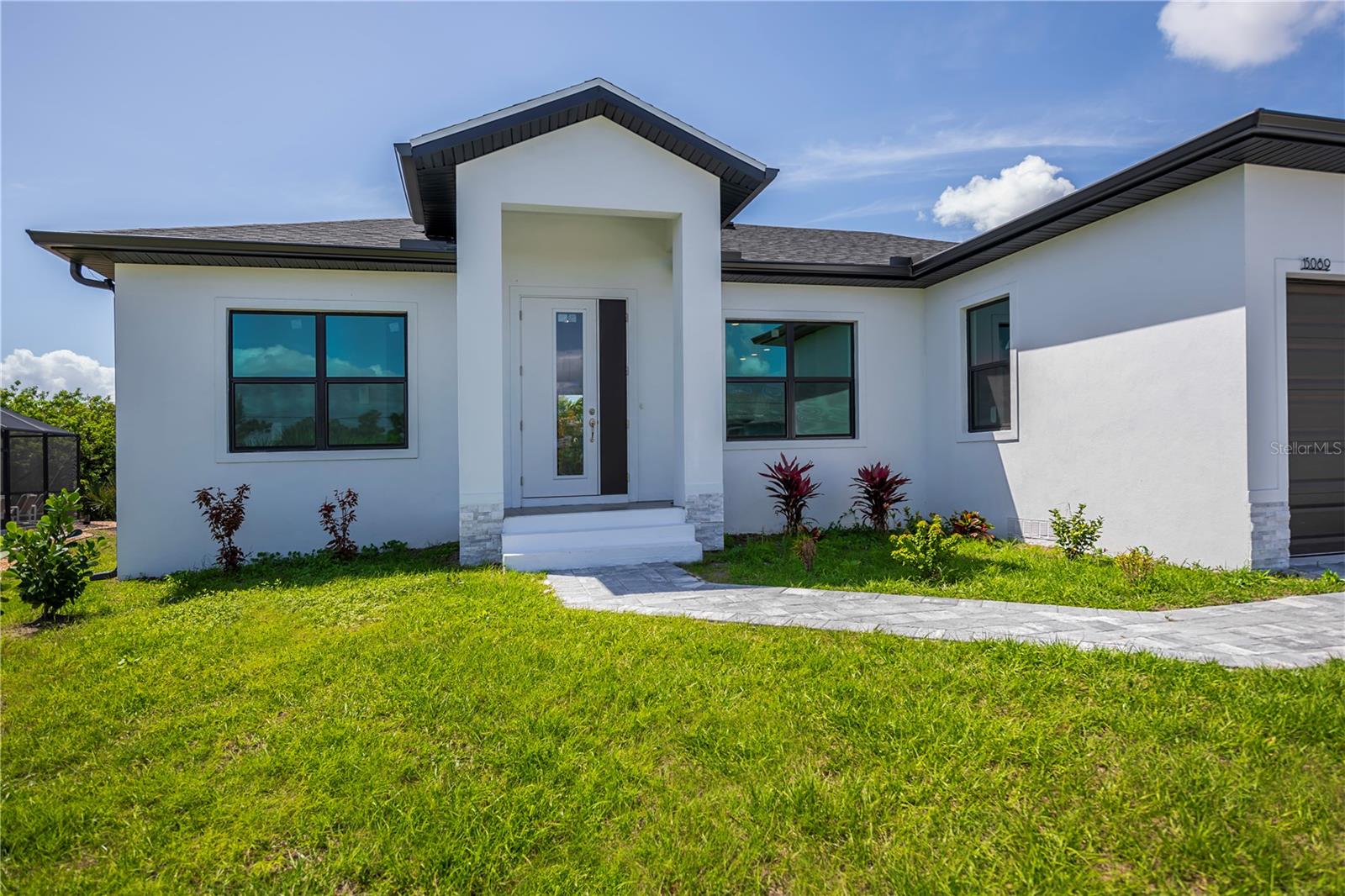 15089 ALDAMA CIR, PORT CHARLOTTE, FL, 33981