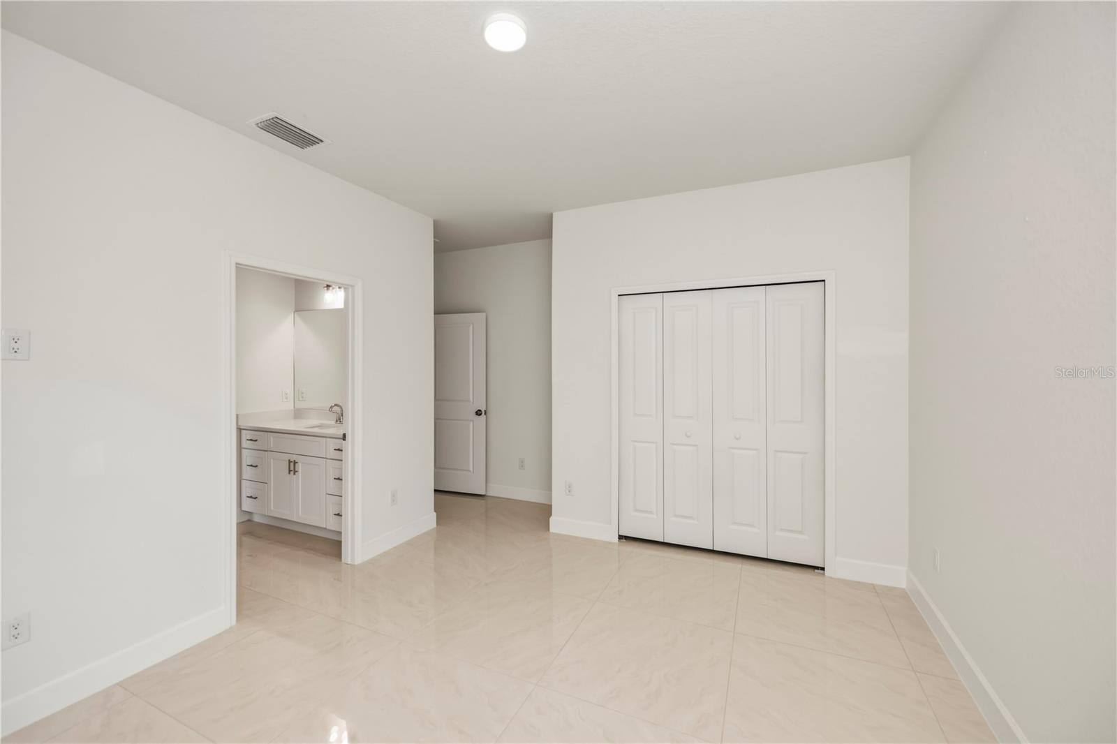 15089 ALDAMA CIR, PORT CHARLOTTE, FL, 33981