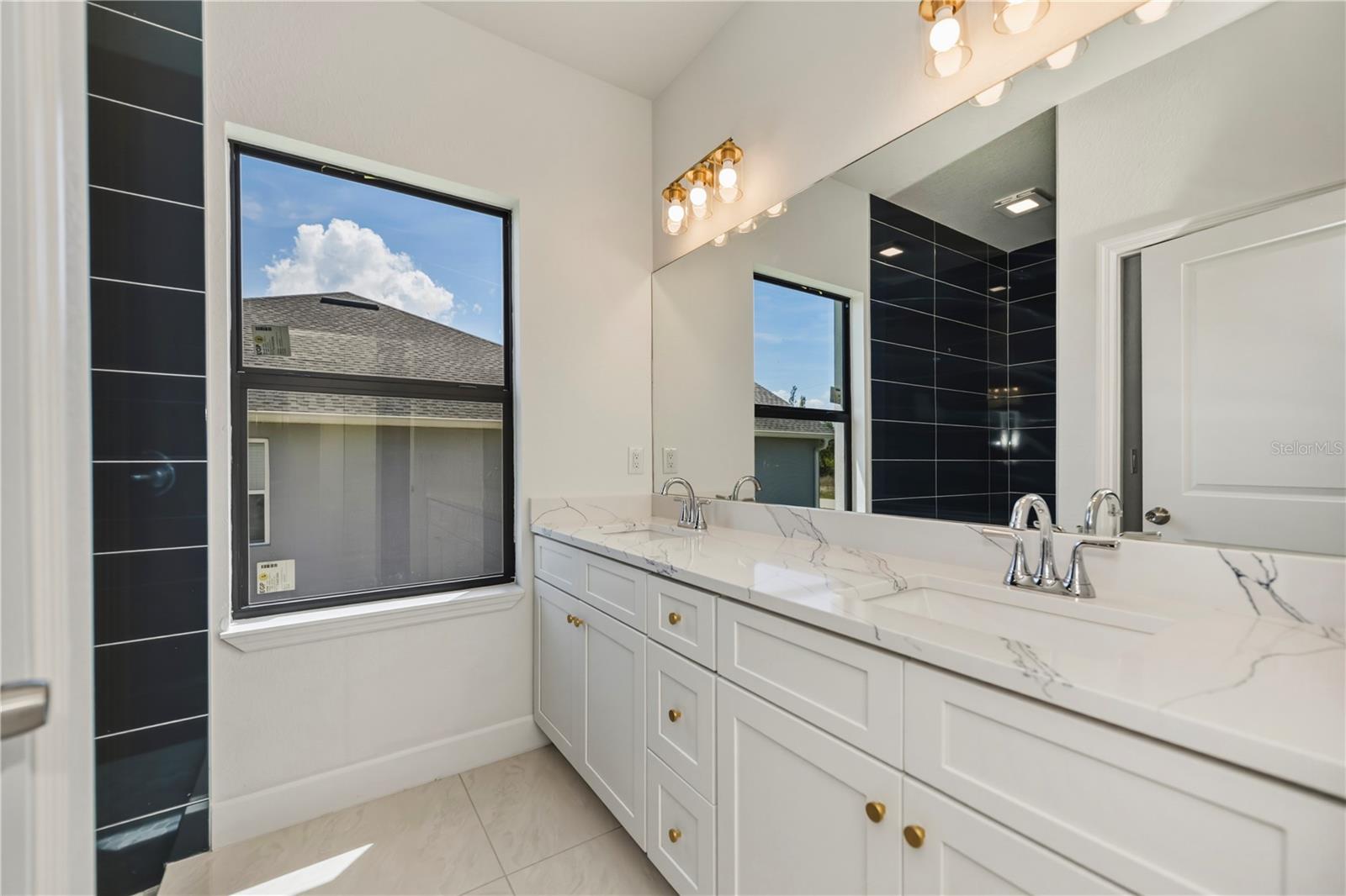 15089 ALDAMA CIR, PORT CHARLOTTE, FL, 33981