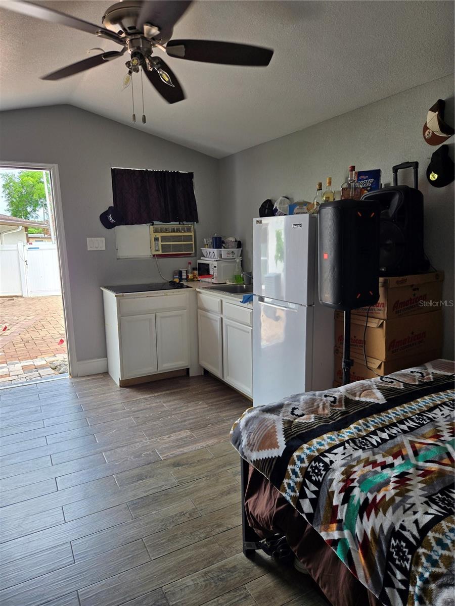 852 IBSEN AVE, ORLANDO, FL, 32809