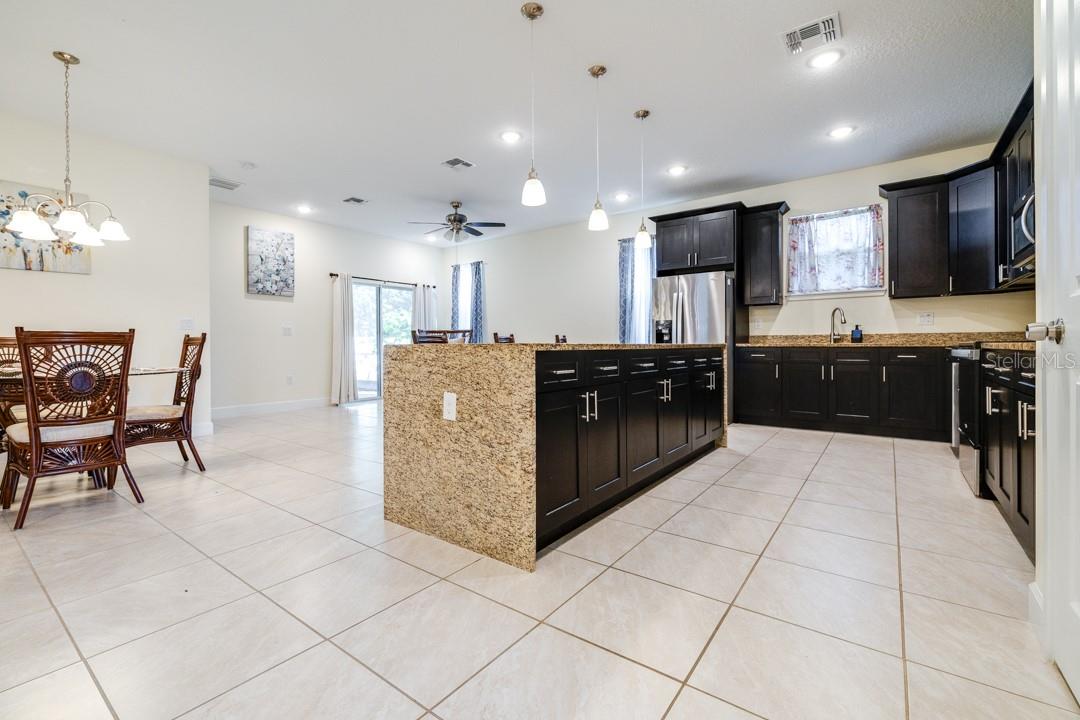 520 NOGALES CT, KISSIMMEE, FL, 34758