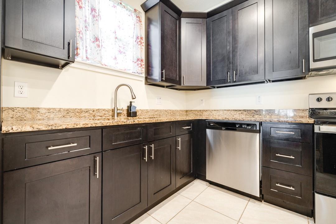 520 NOGALES CT, KISSIMMEE, FL, 34758