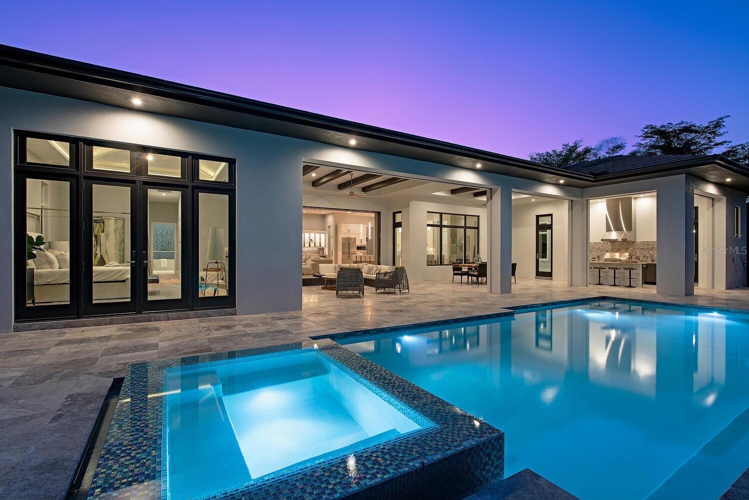 3307 W VAN BUREN DR, TAMPA, FL, 33611