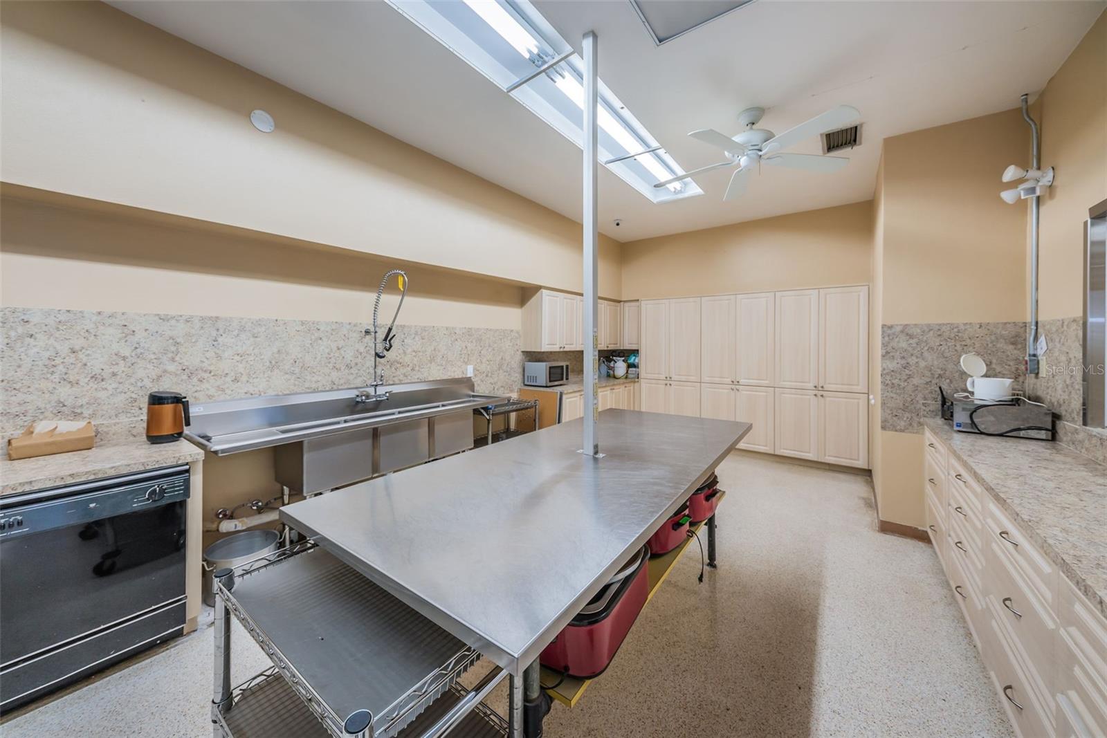 29 CONCORD LN #11, PALM HARBOR, FL, 34684