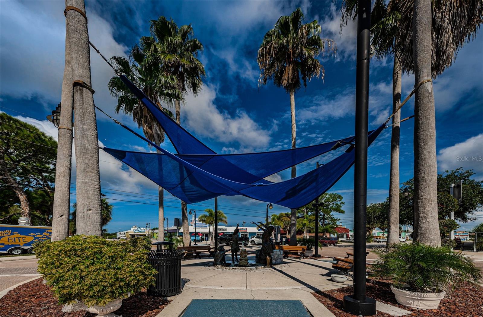 GROSSE AVE, TARPON SPRINGS, FL, 34689
