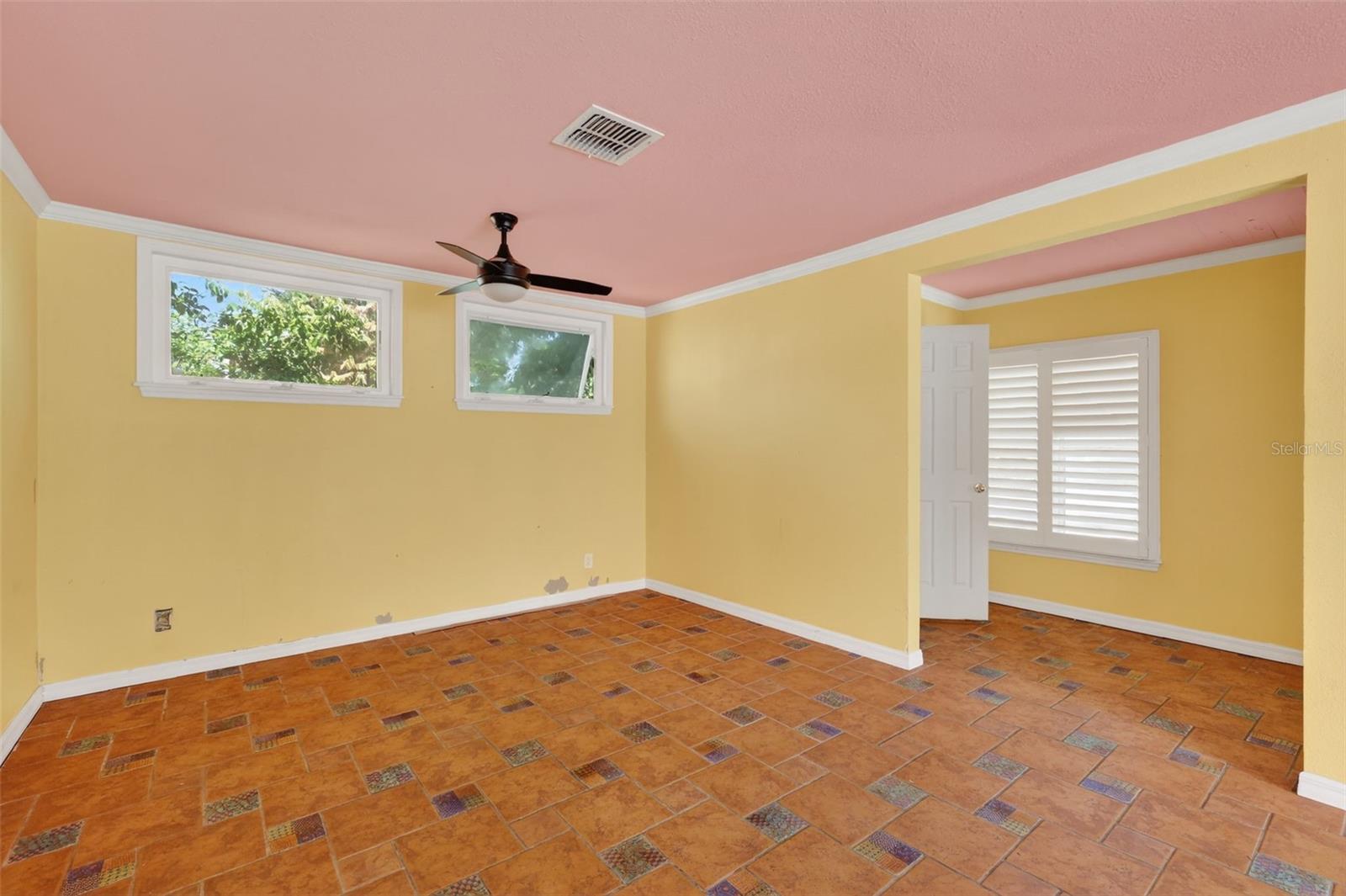 339 N CLAYTON ST, MOUNT DORA, FL, 32757