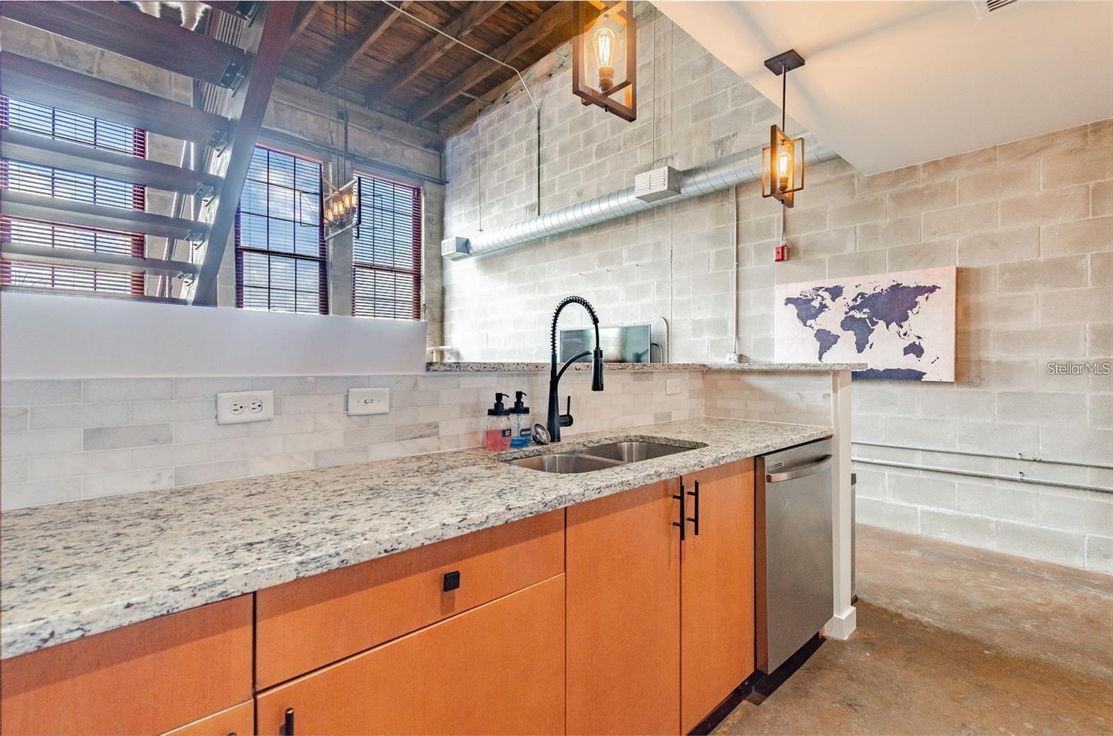 2001 E 2ND AVE #20, TAMPA, FL, 33605