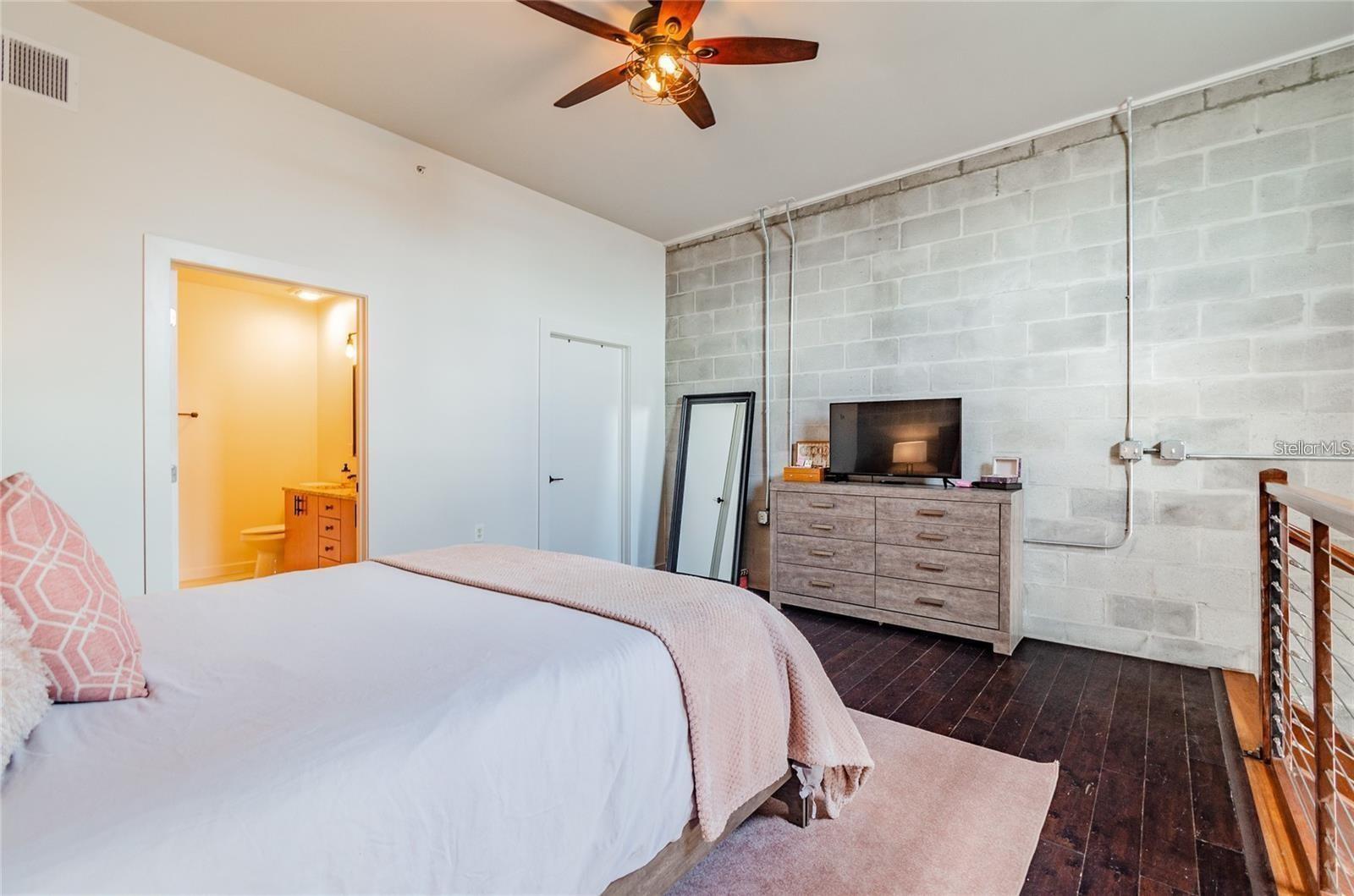 2001 E 2ND AVE #20, TAMPA, FL, 33605