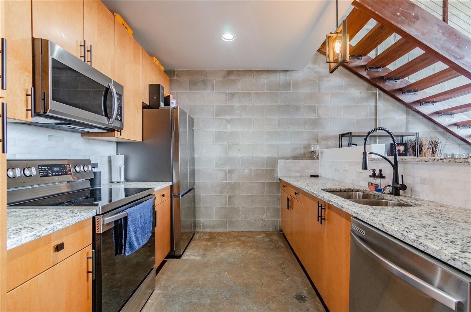 2001 E 2ND AVE #20, TAMPA, FL, 33605