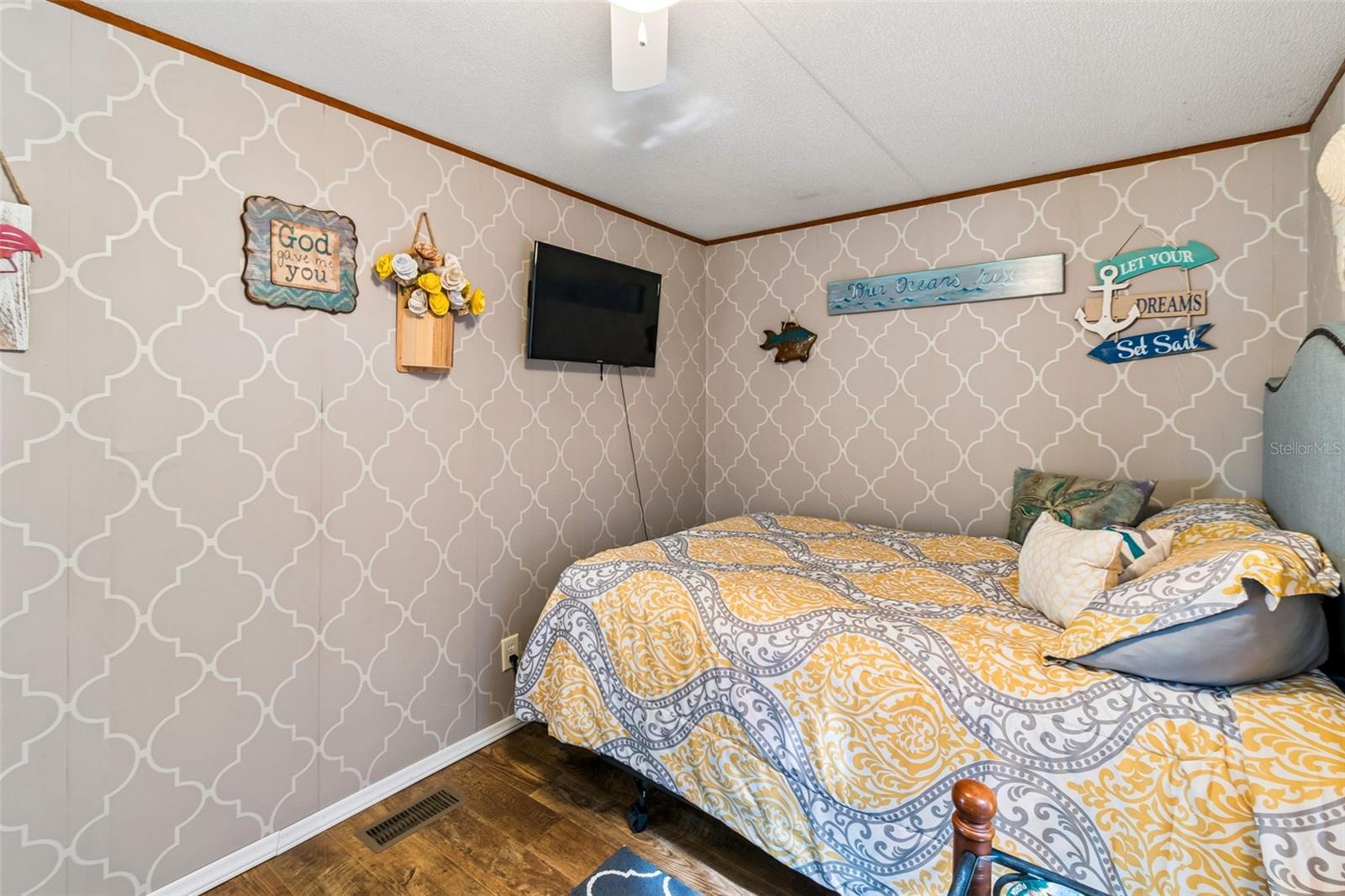 1 CANDLELIGHT LOOP, LAKE WALES, FL, 33859