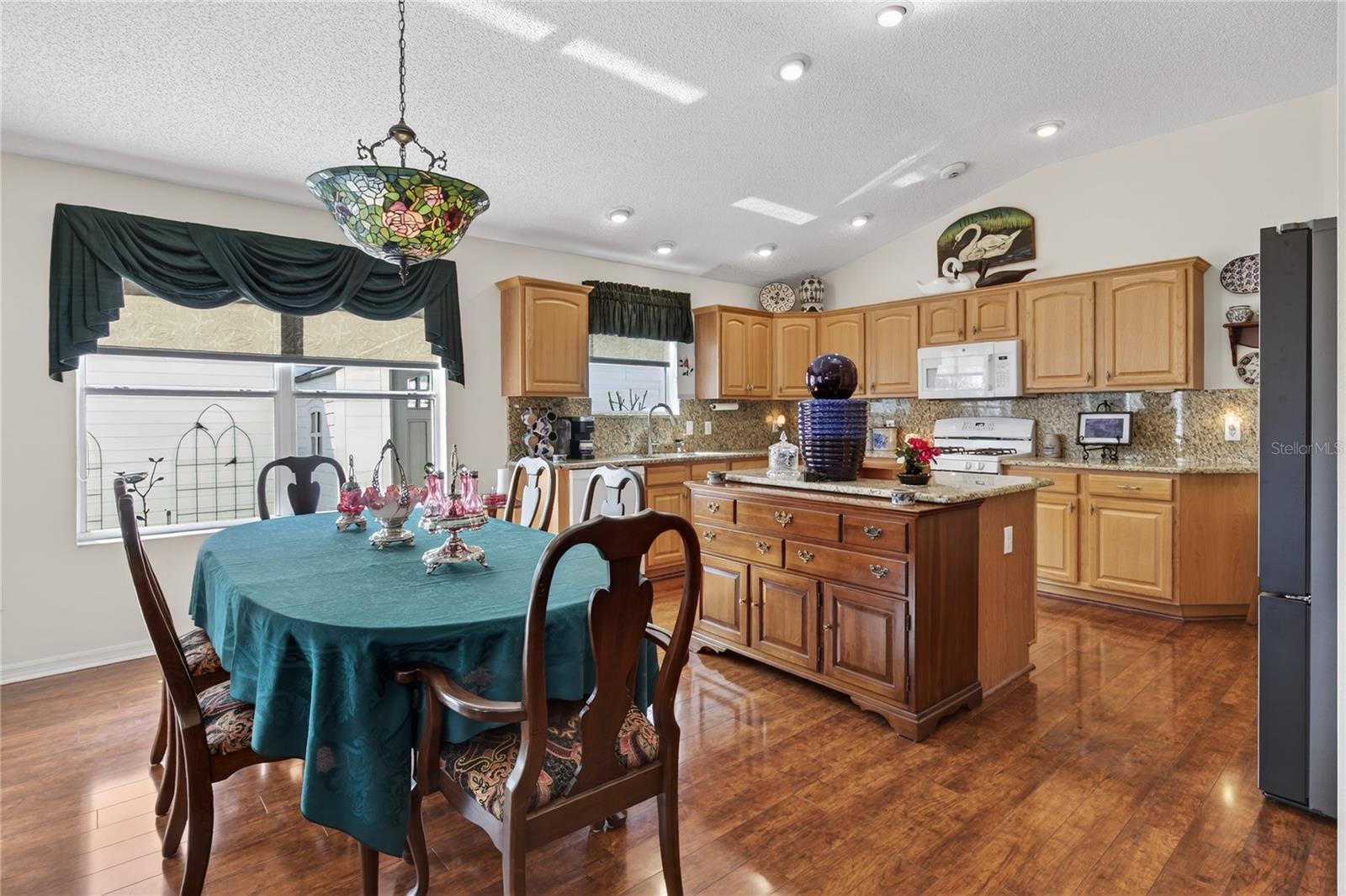 1147 ELIZABETH CT, THE VILLAGES, FL, 32162