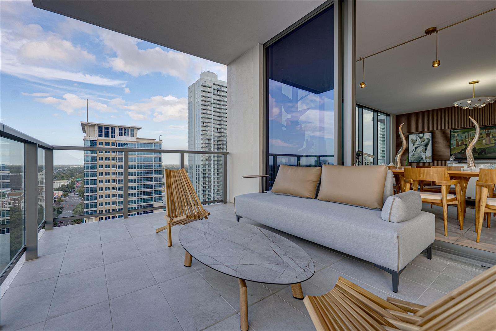 275 1ST AVE S #1701, ST PETERSBURG, FL, 33701
