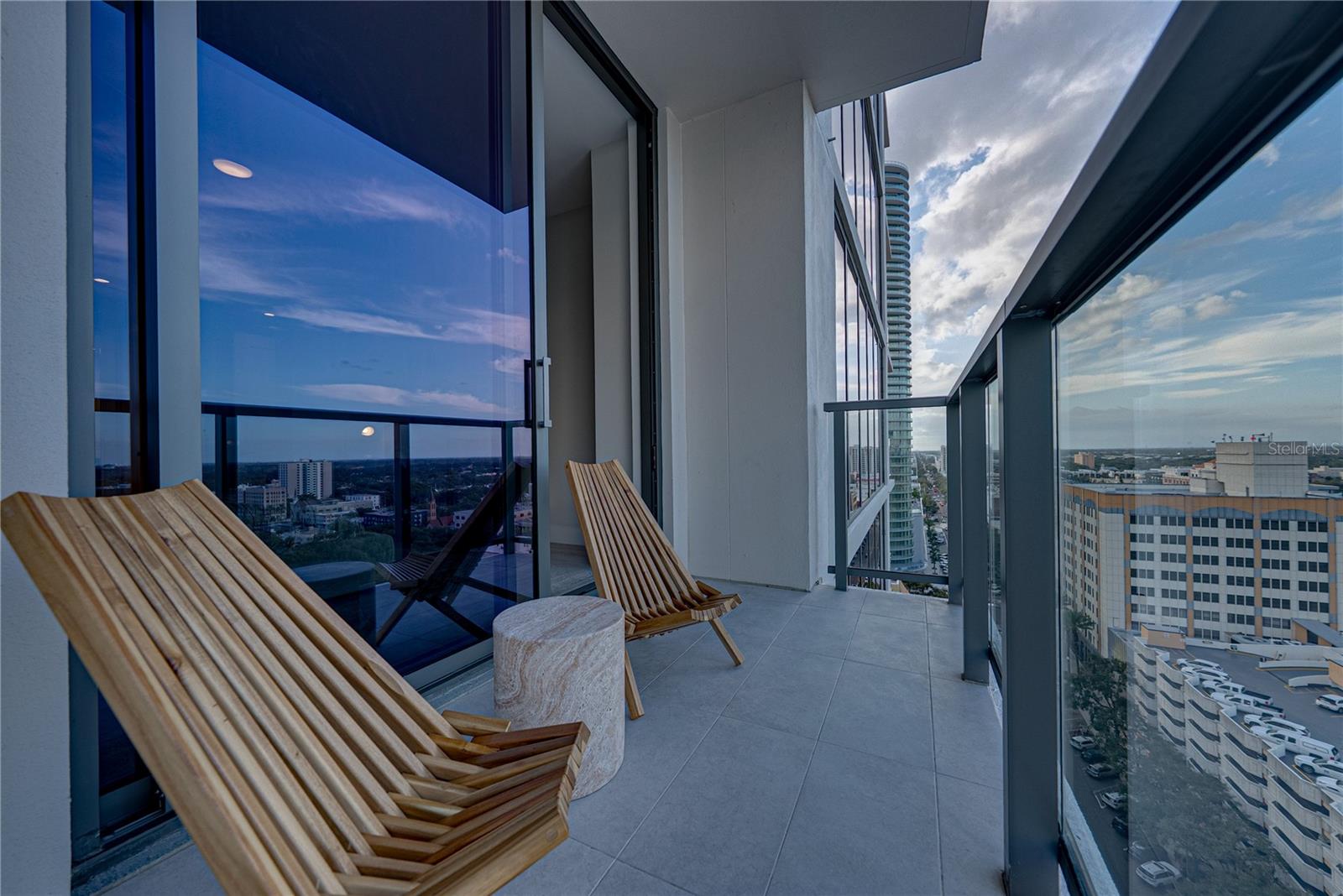 275 1ST AVE S #1701, ST PETERSBURG, FL, 33701
