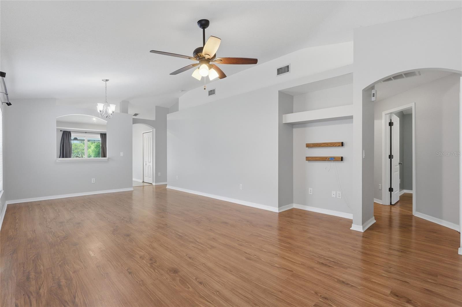 1508 MARSH WOOD DR, SEFFNER, FL, 33584