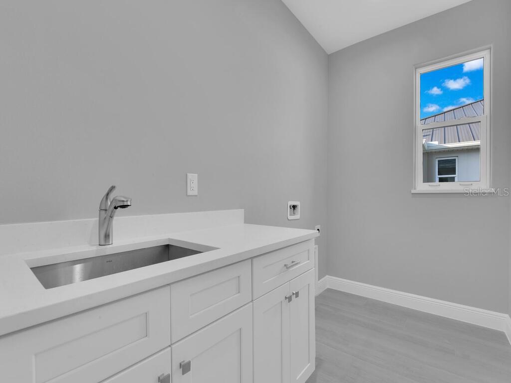 235 ROTONDA BLVD S, ROTONDA WEST, FL, 33947