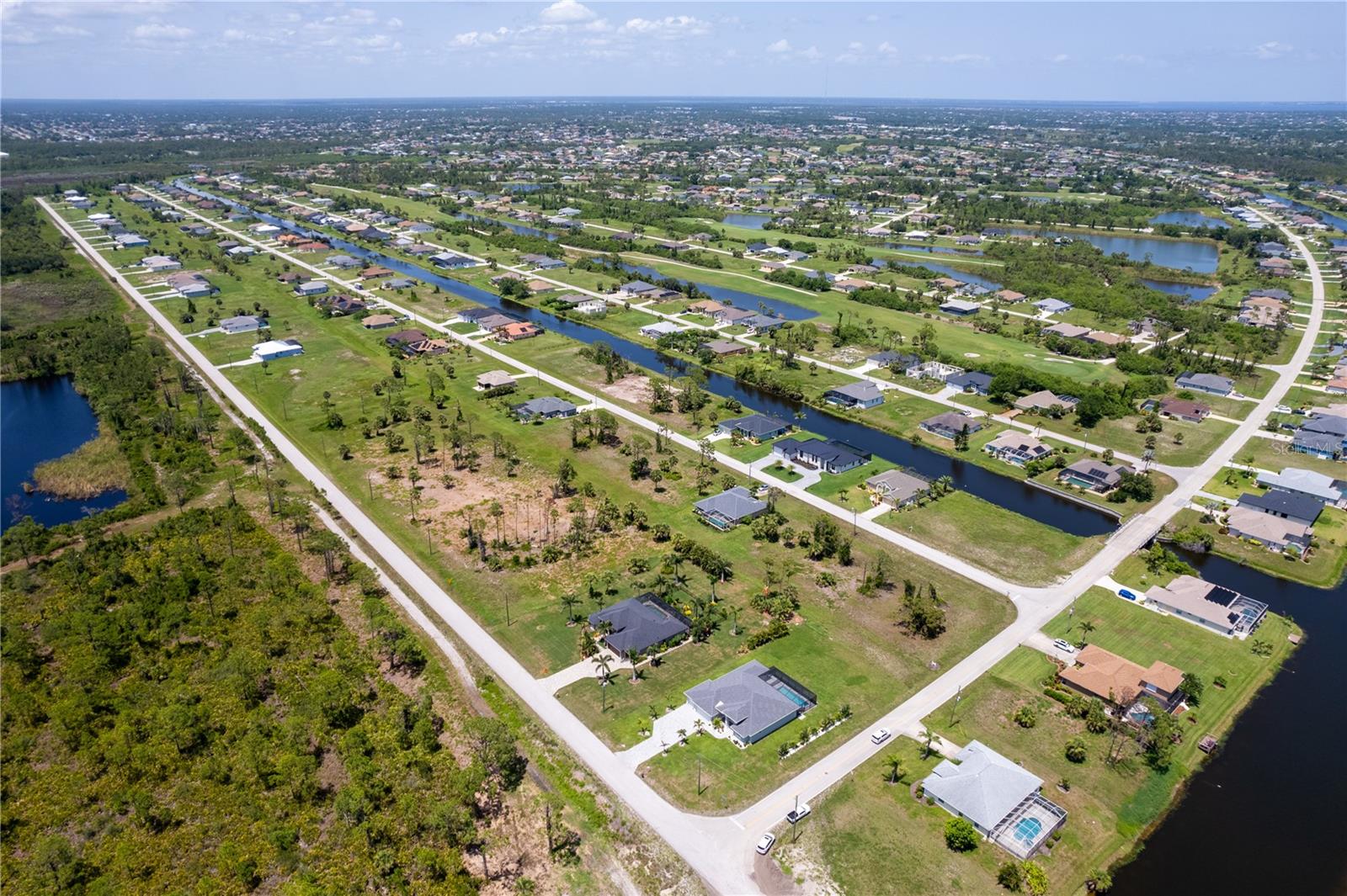 235 ROTONDA BLVD S, ROTONDA WEST, FL, 33947