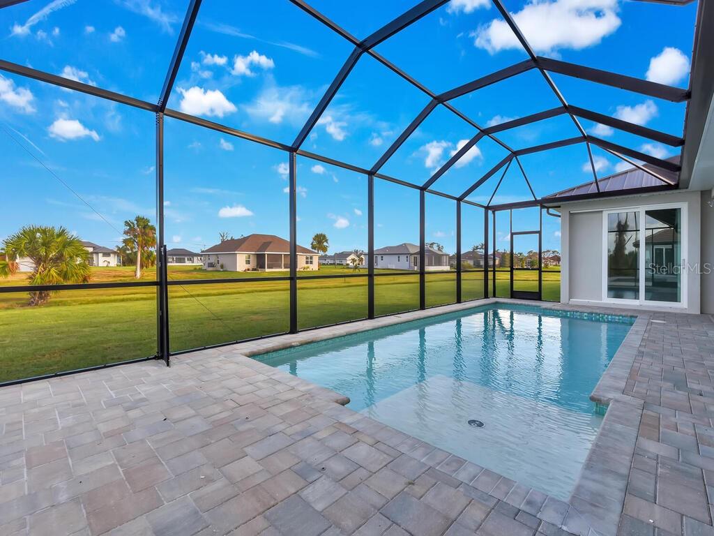 235 ROTONDA BLVD S, ROTONDA WEST, FL, 33947