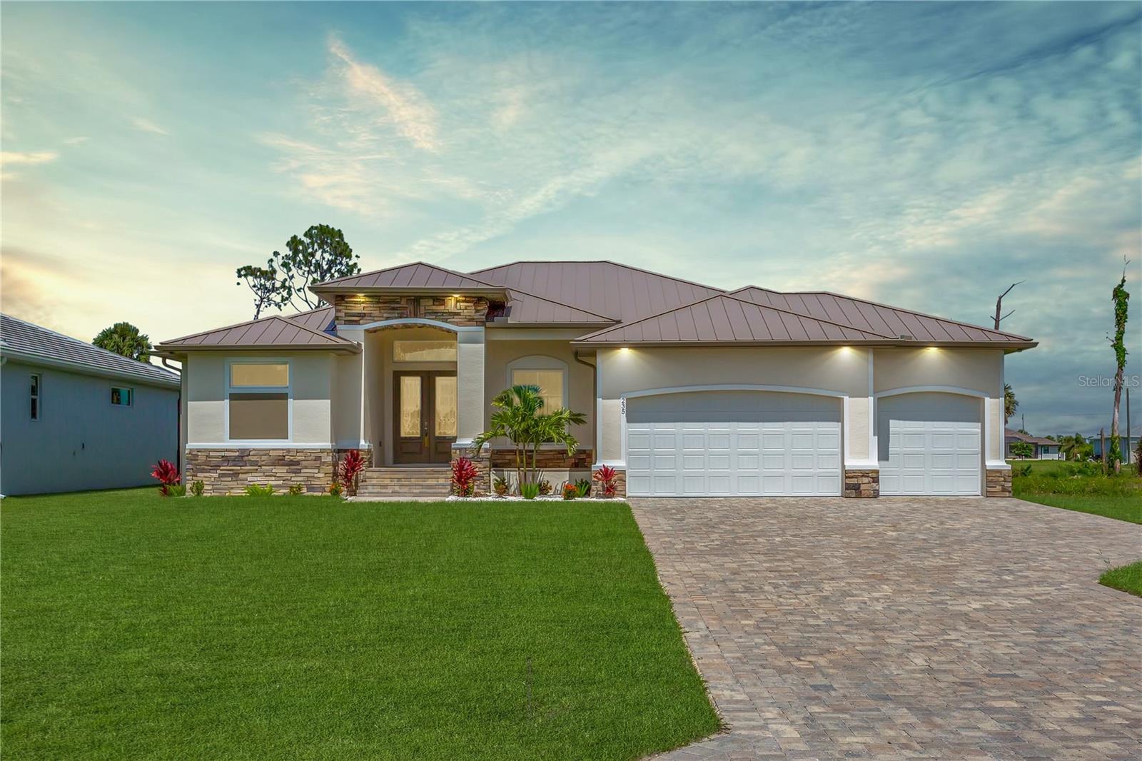 235 ROTONDA BLVD S, ROTONDA WEST, FL, 33947