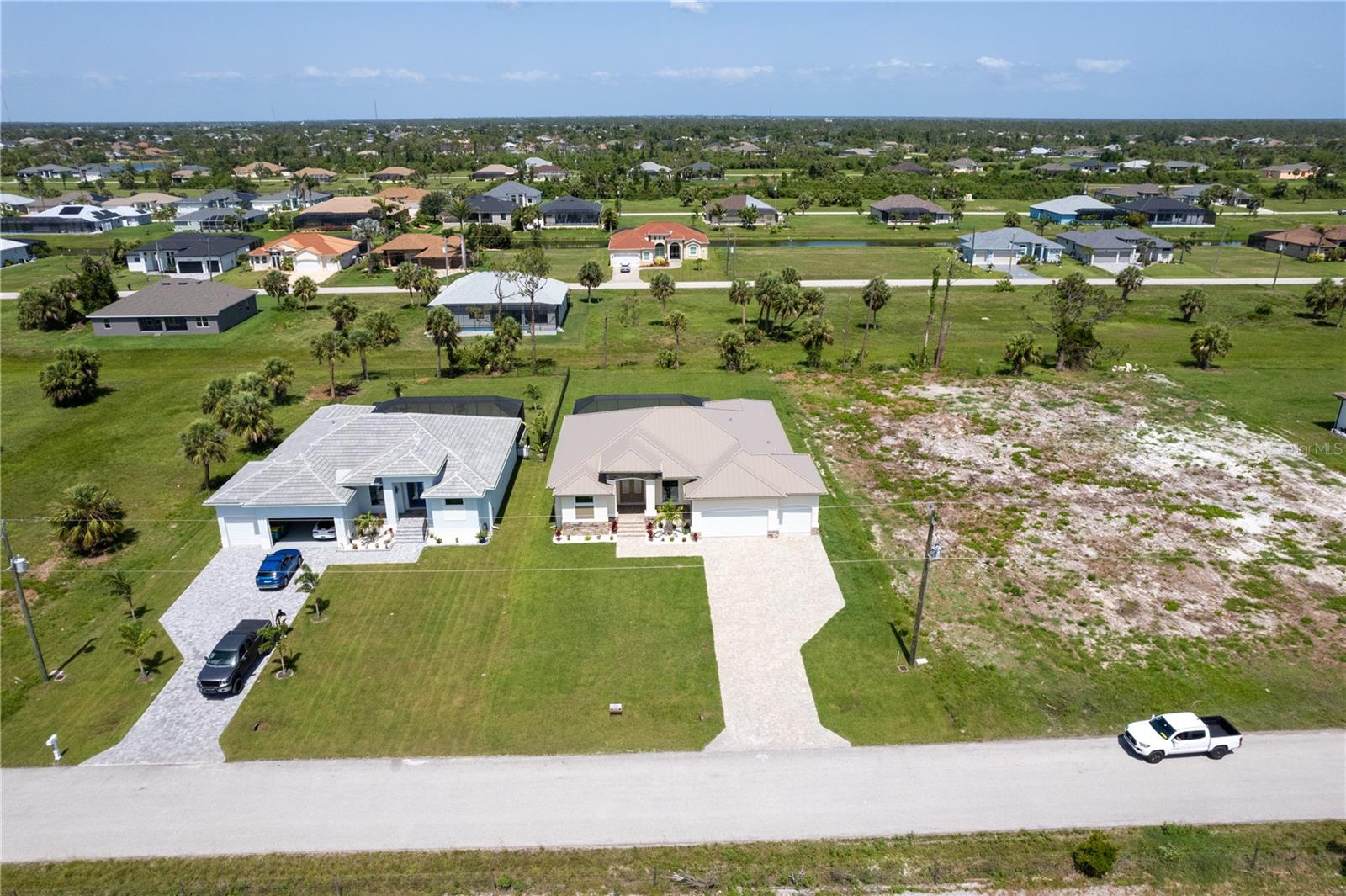 235 ROTONDA BLVD S, ROTONDA WEST, FL, 33947