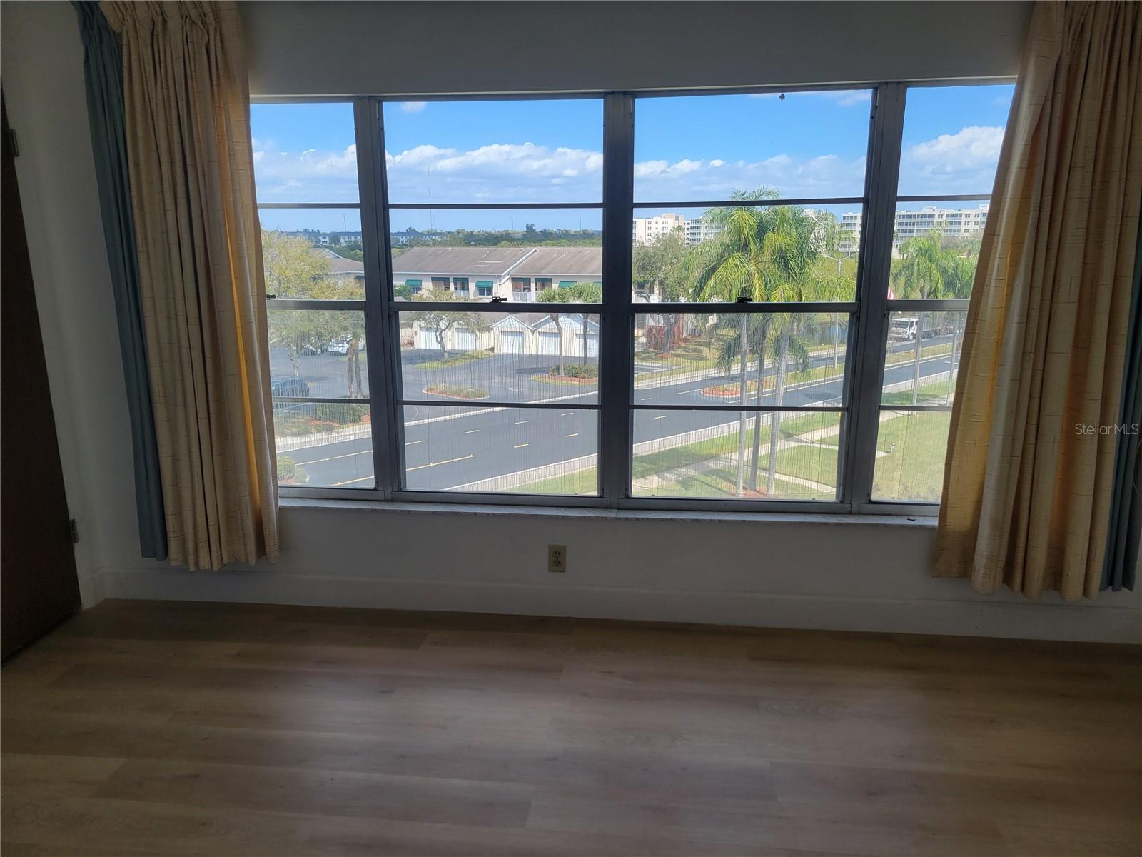 9950 62ND TER N #404, ST PETERSBURG, FL, 33708