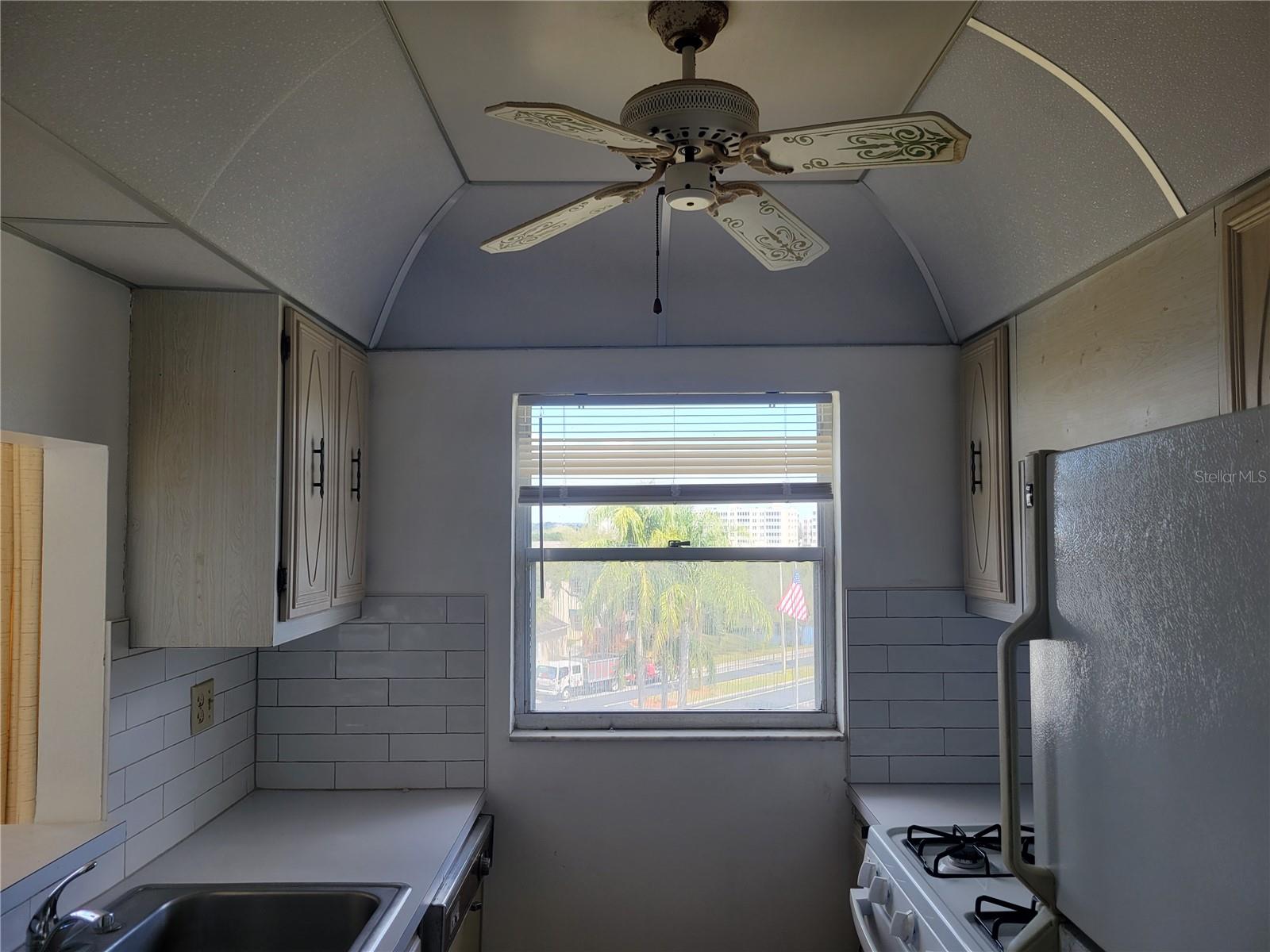 9950 62ND TER N #404, ST PETERSBURG, FL, 33708