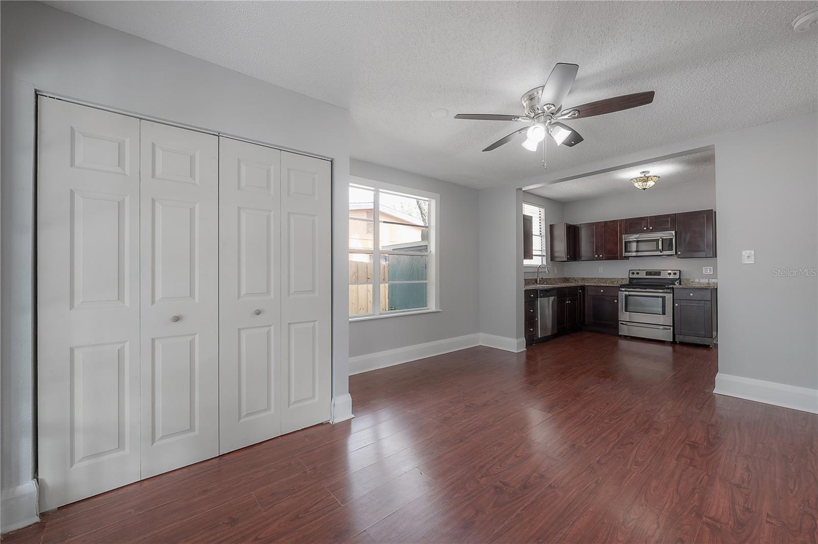 1007 E ROBSON ST, TAMPA, FL, 33604