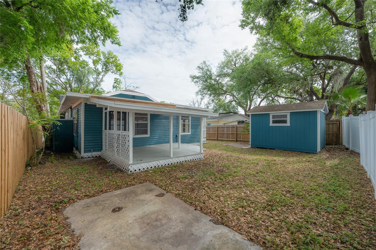 1007 E ROBSON ST, TAMPA, FL, 33604