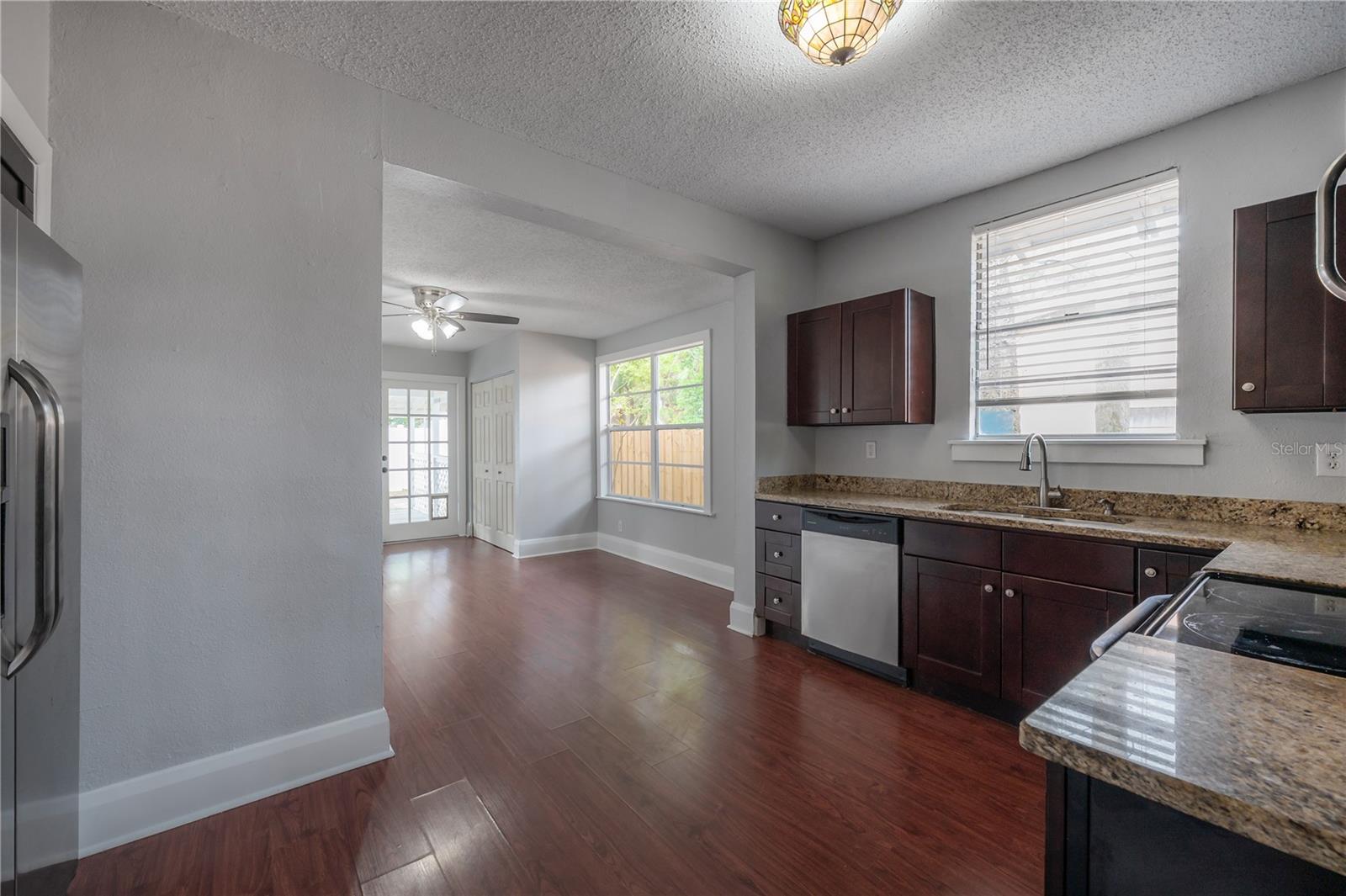 1007 E ROBSON ST, TAMPA, FL, 33604