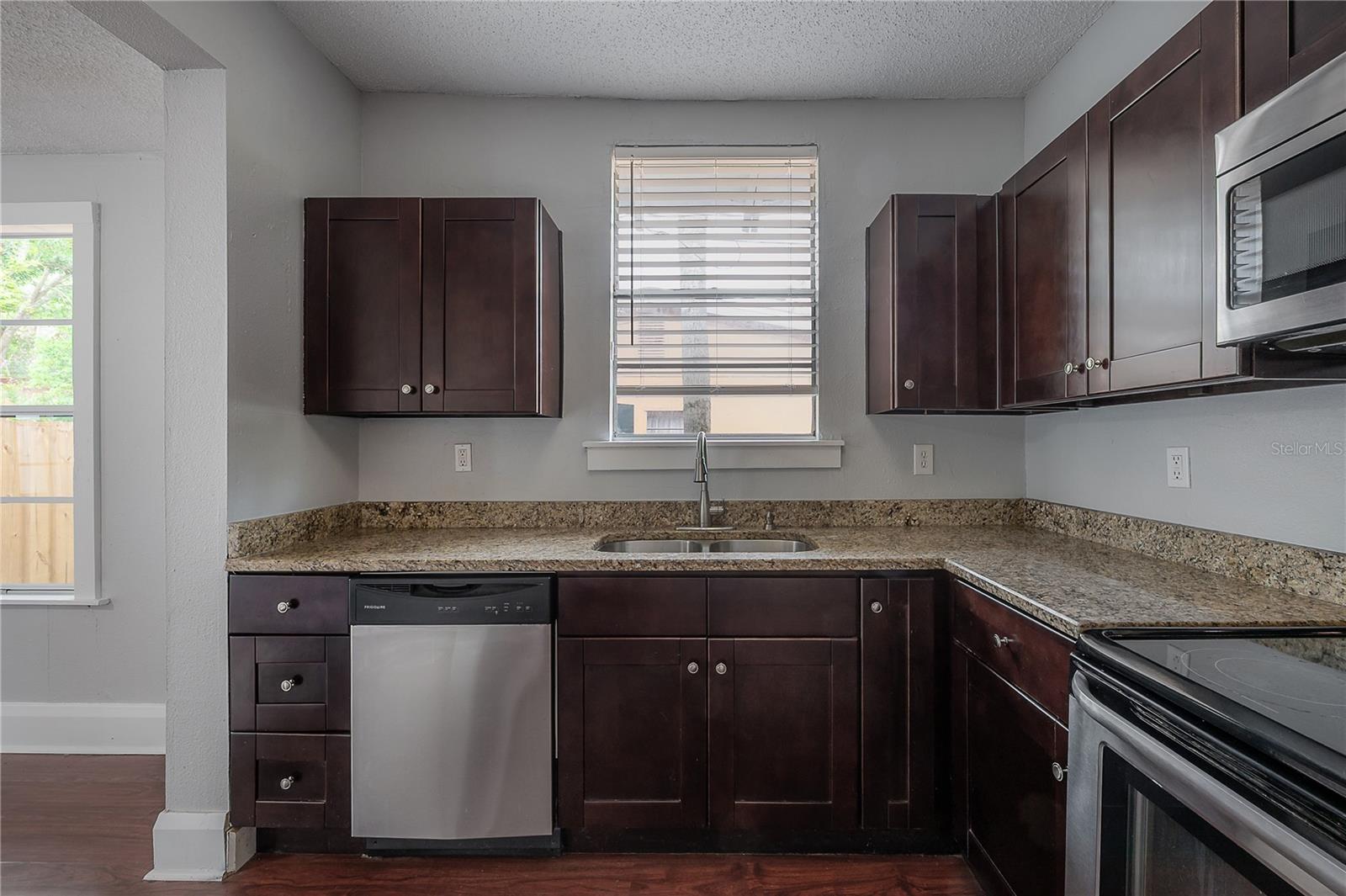 1007 E ROBSON ST, TAMPA, FL, 33604