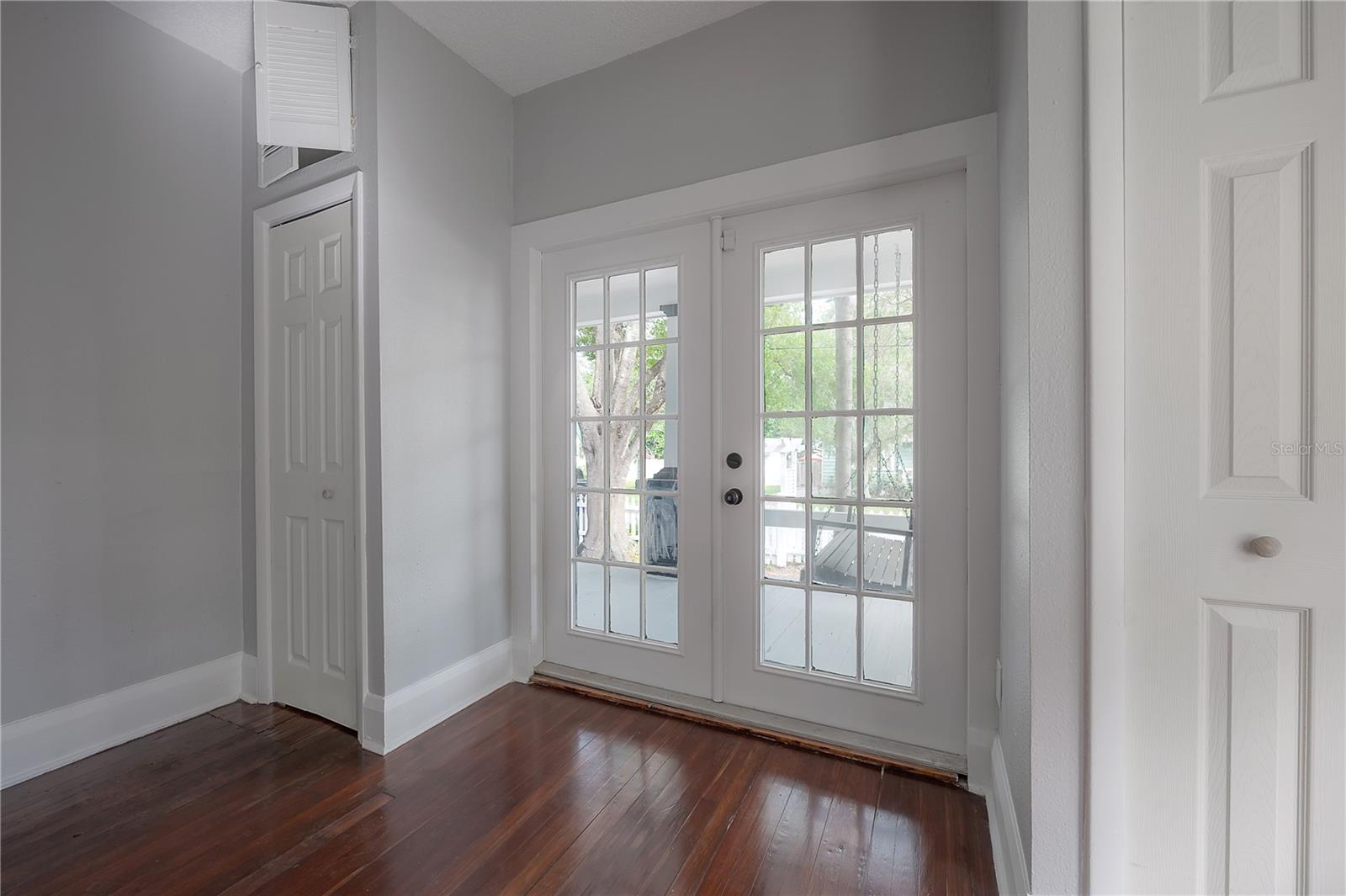 1007 E ROBSON ST, TAMPA, FL, 33604