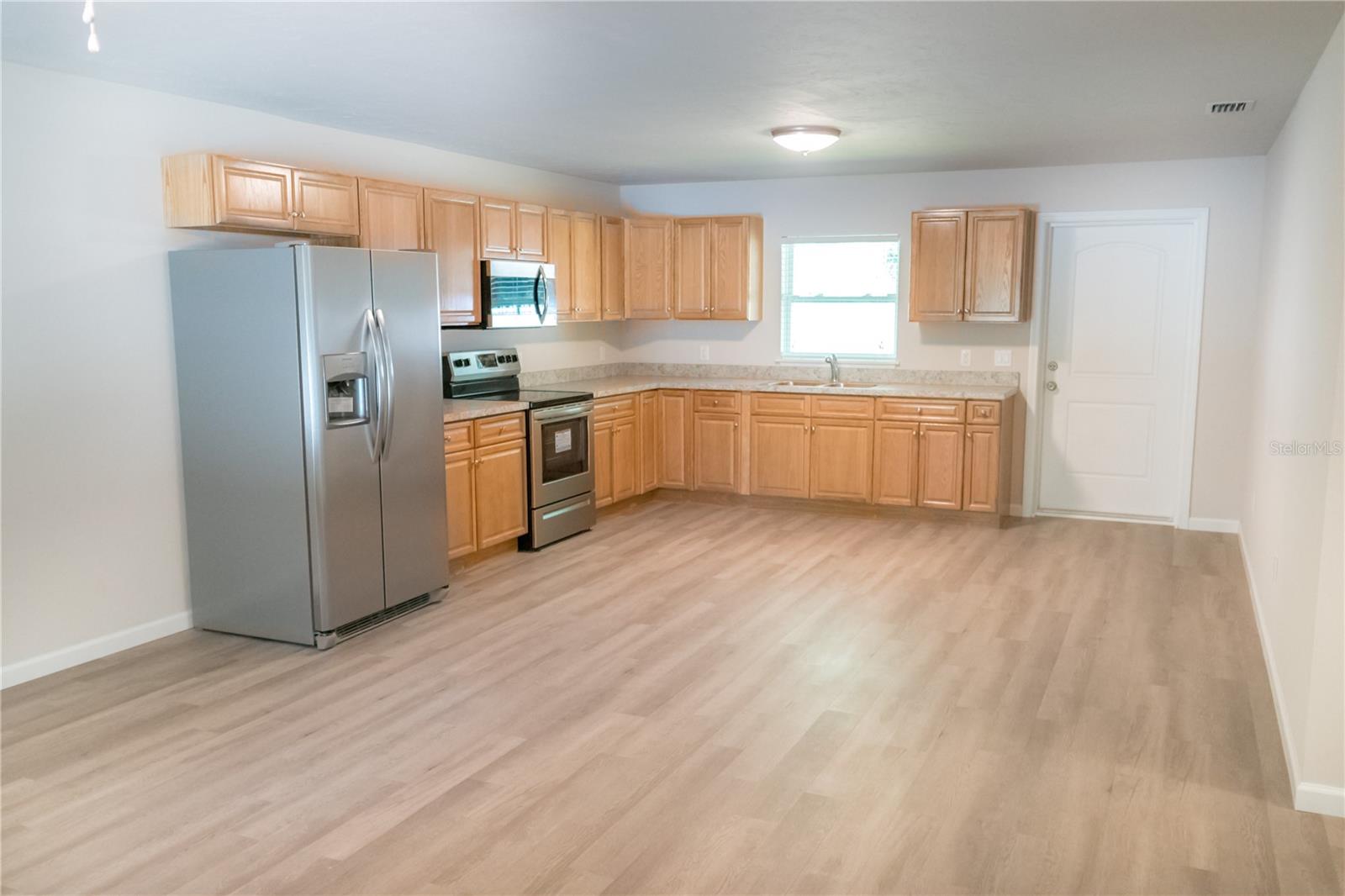 2311 54TH AVENUE DR W, BRADENTON, FL, 34207
