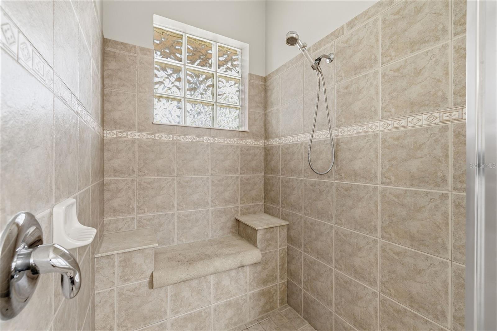 522 COUNTRY MEADOWS WAY, BRADENTON, FL, 34212