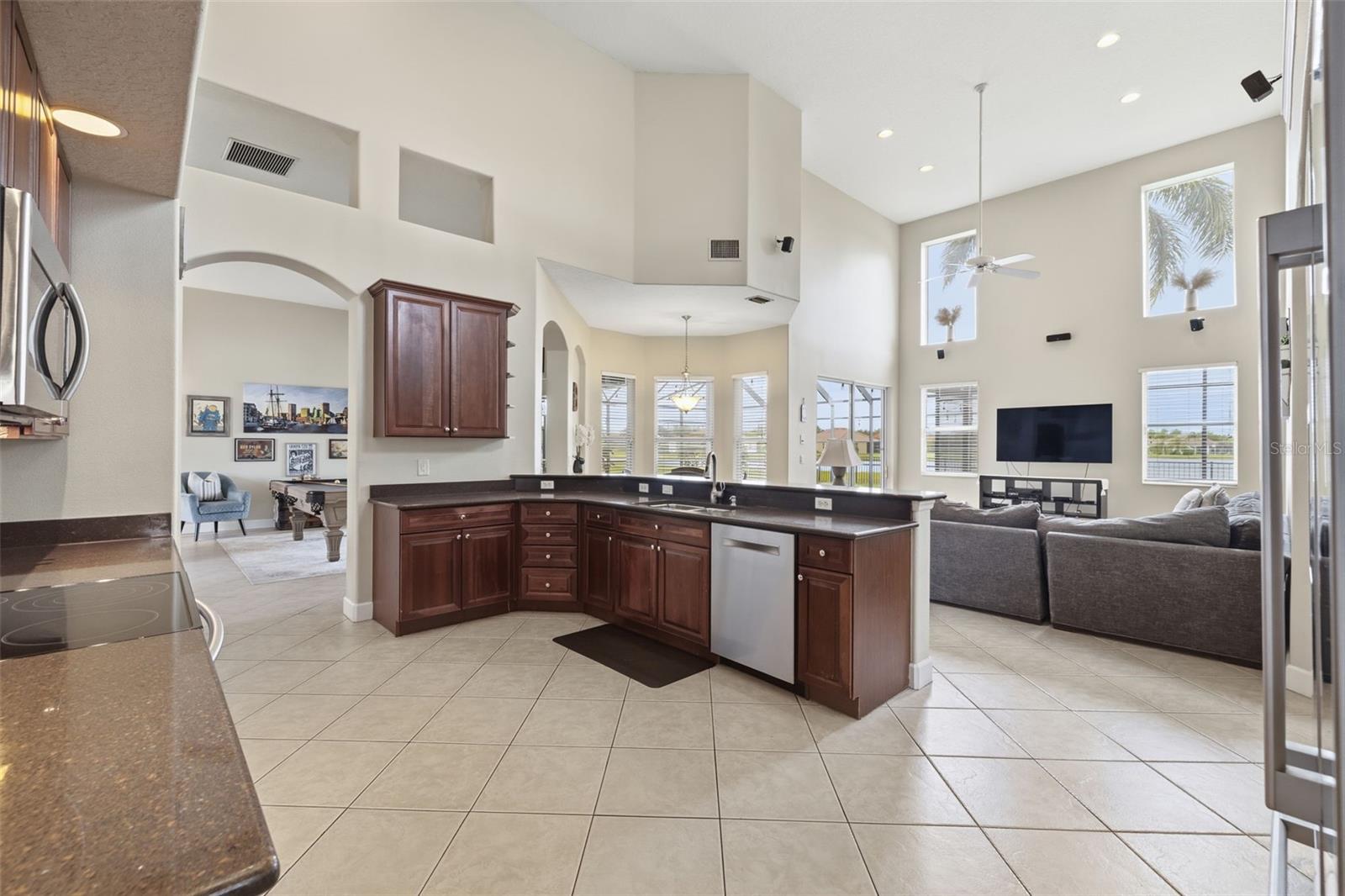 522 COUNTRY MEADOWS WAY, BRADENTON, FL, 34212