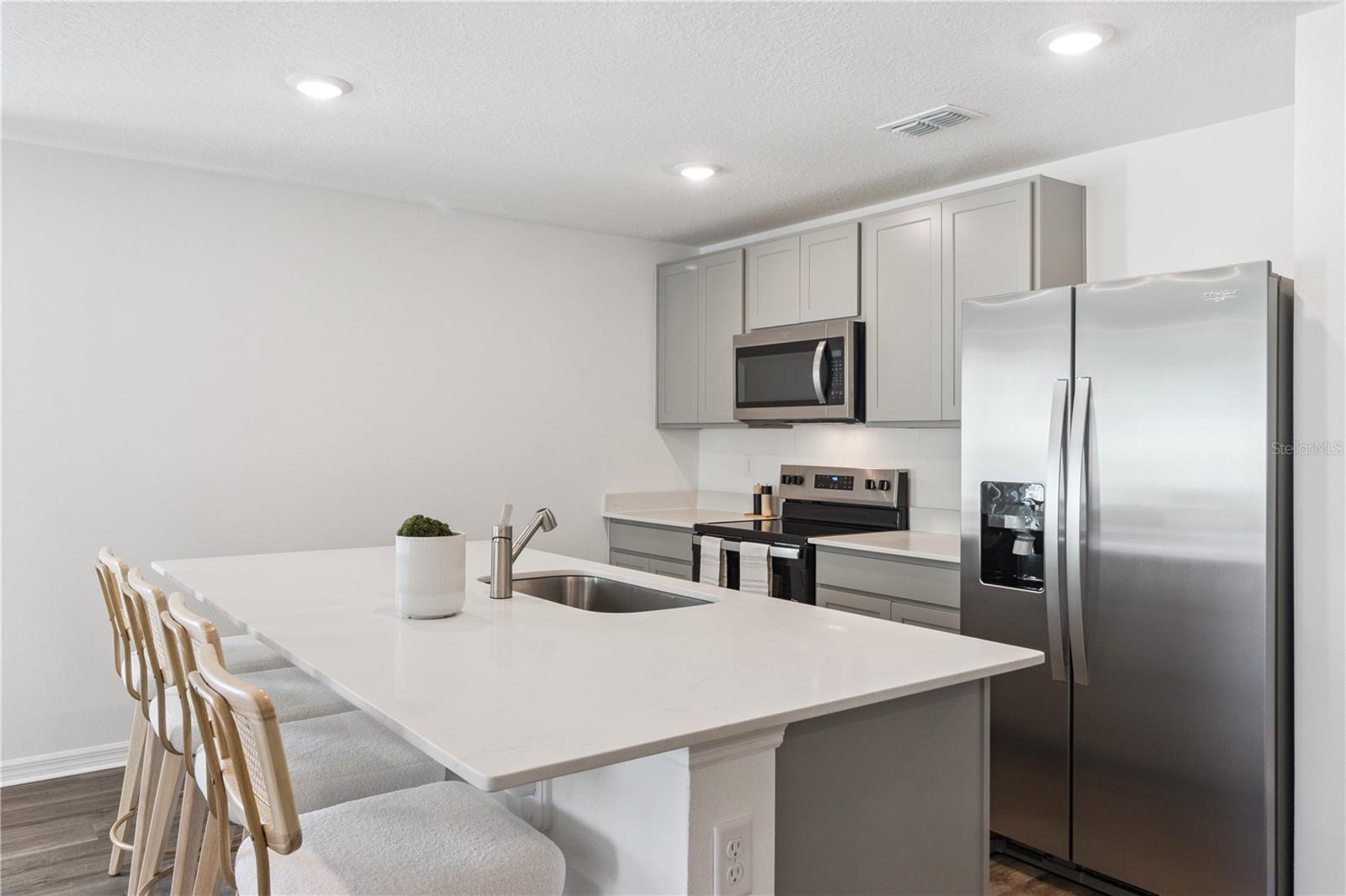 1135 AMBER WAVES CT, LAKE WALES, FL, 33859