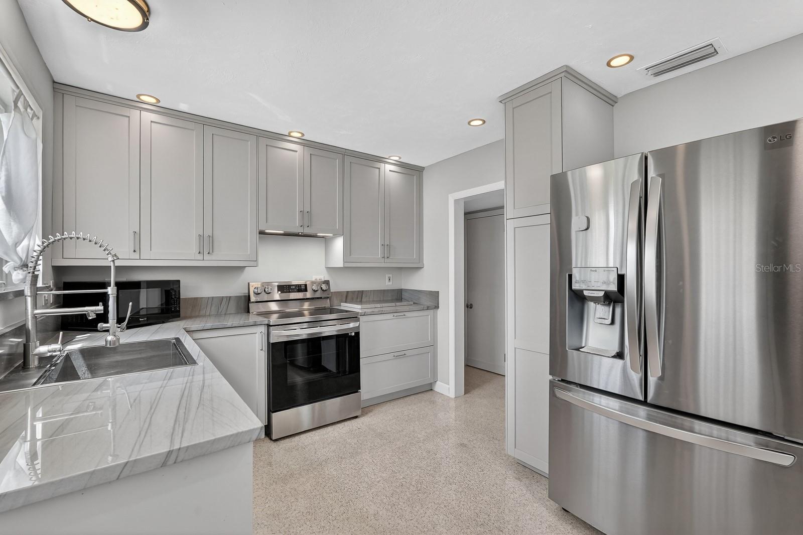 1238 SUWANEE RD, DAYTONA BEACH, FL, 32114
