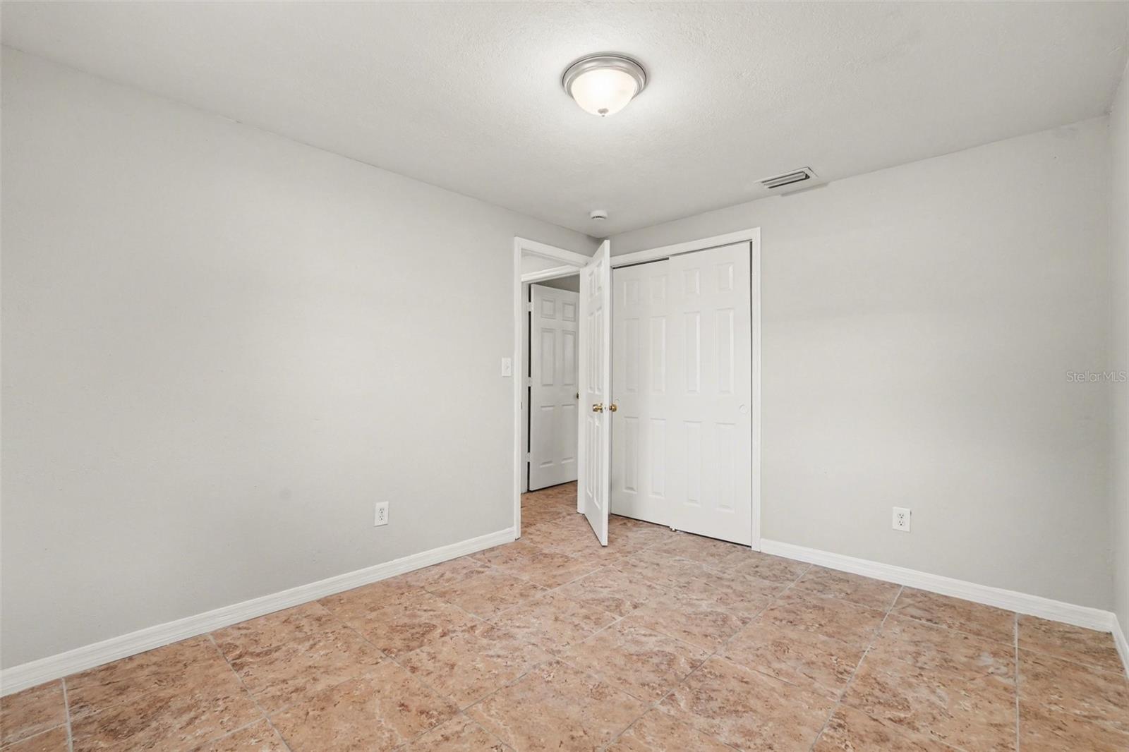 4923 S 82ND ST, TAMPA, FL, 33619