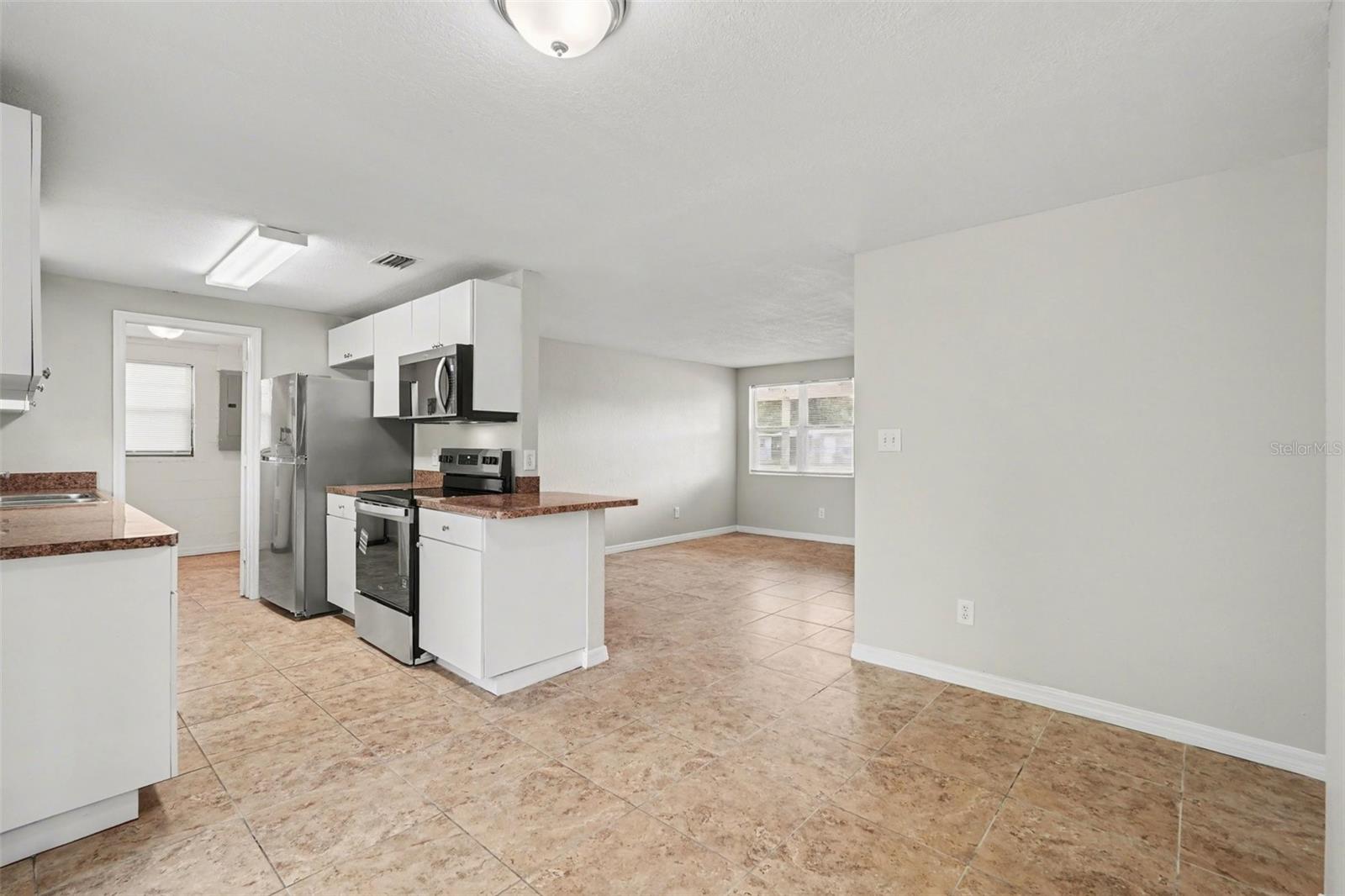 4923 S 82ND ST, TAMPA, FL, 33619