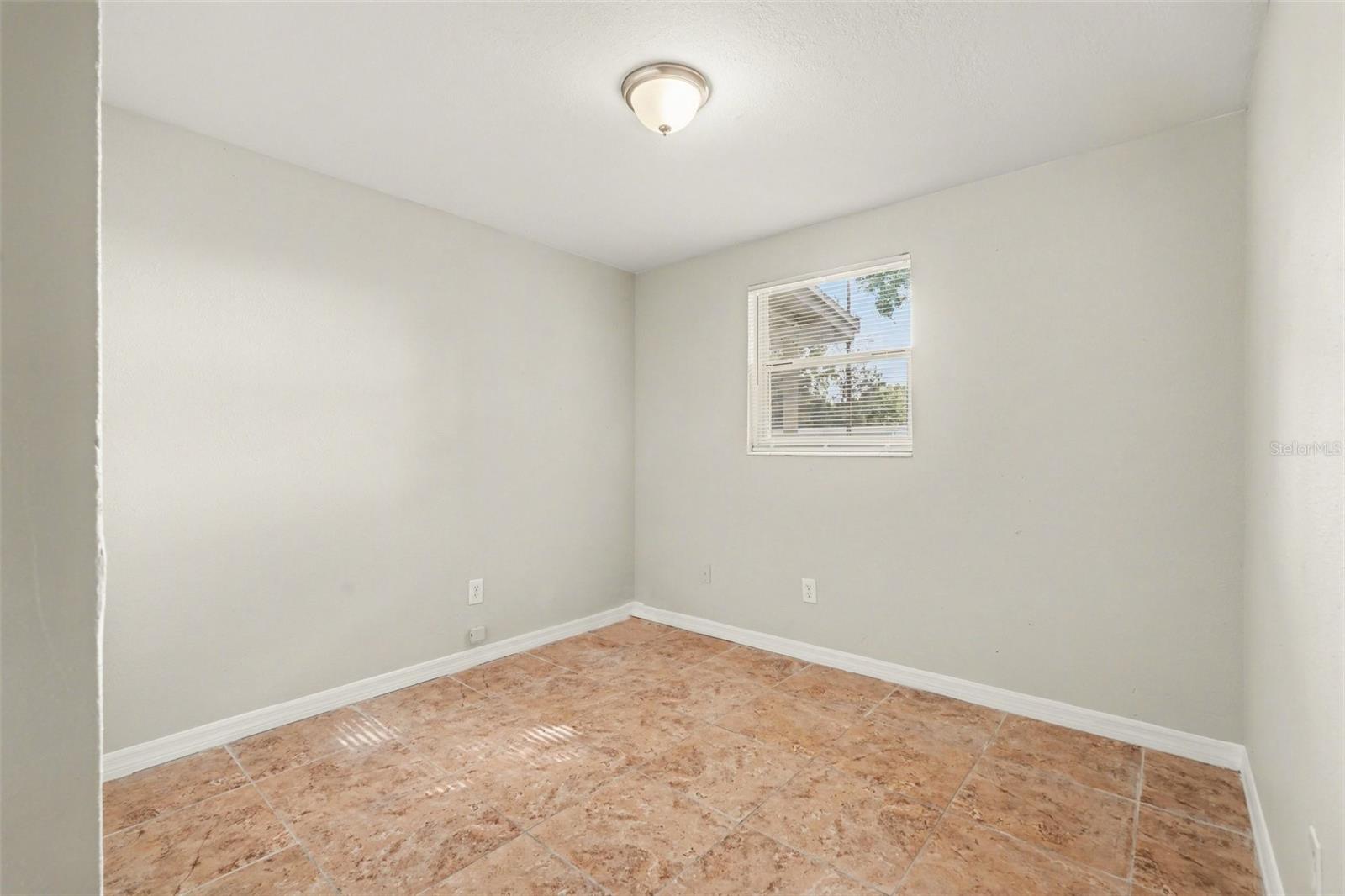4923 S 82ND ST, TAMPA, FL, 33619