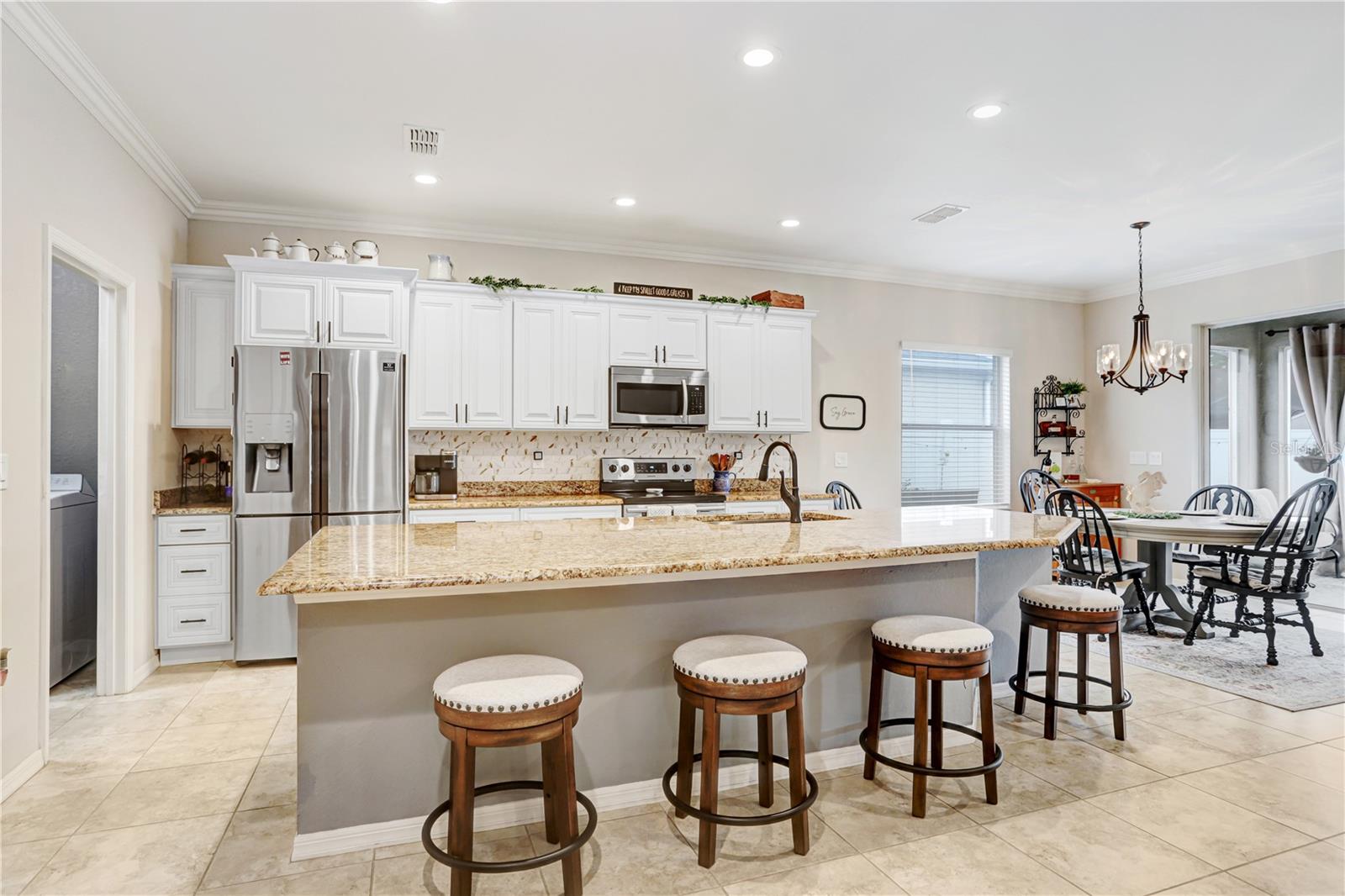 8235 WILDER LOOP, LAKELAND, FL, 33809