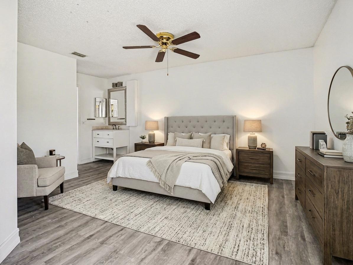2918 S SEMORAN BLVD #E2, ORLANDO, FL, 32822