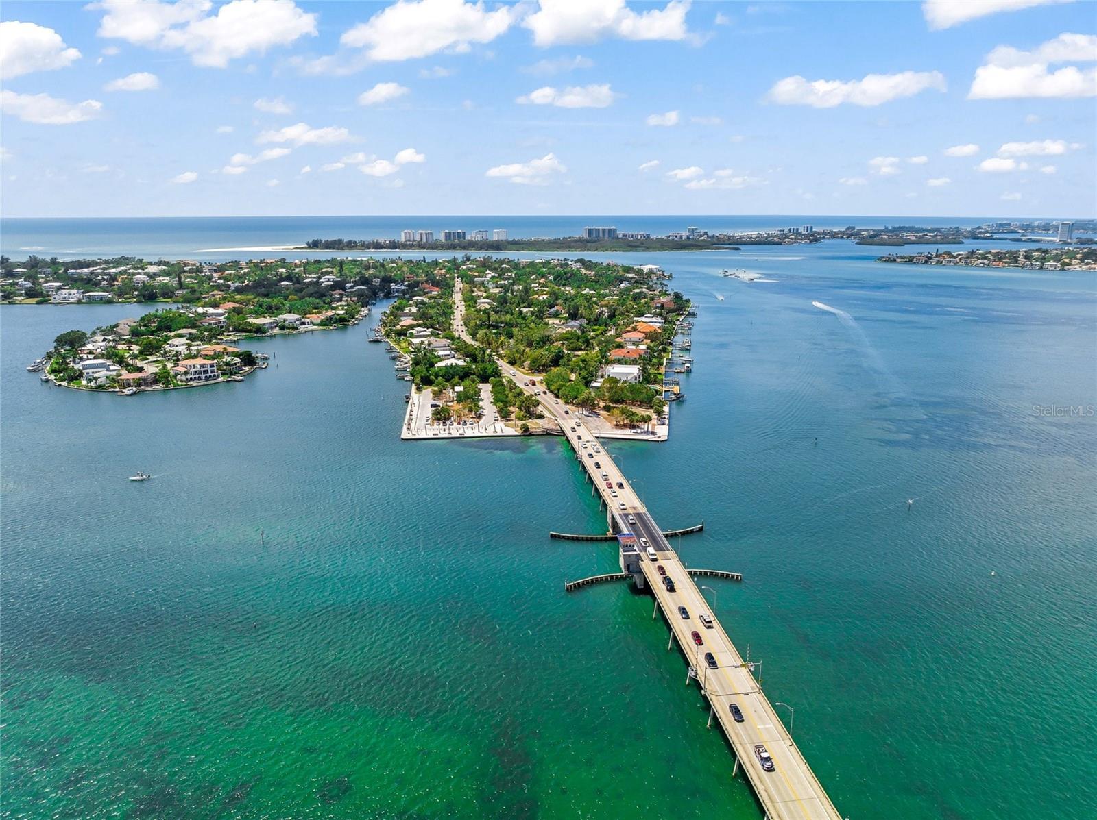 3424 OLD OAK DR, SARASOTA, FL, 34239