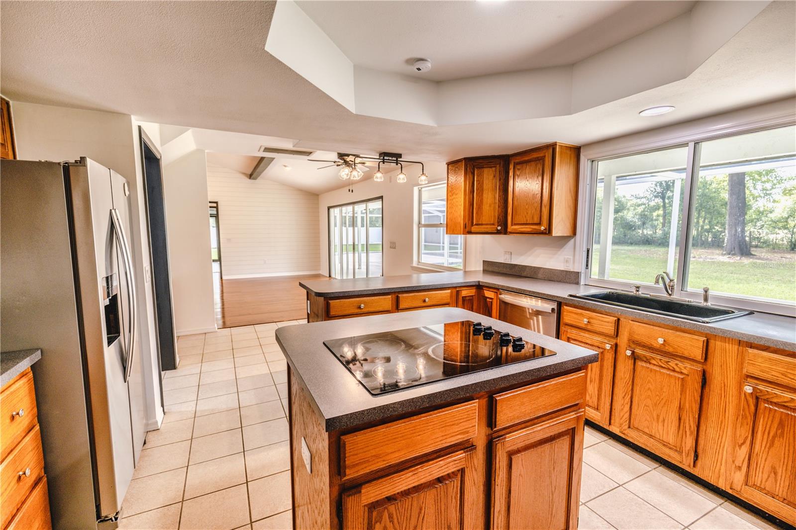 2119 SHADY OAKS DR, VALRICO, FL, 33594