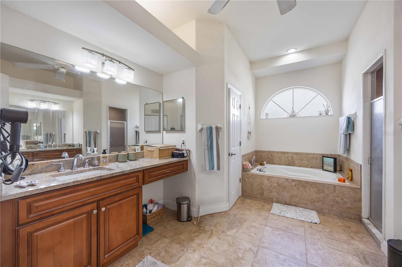1223 WHITNEY DR, VENICE, FL, 34292
