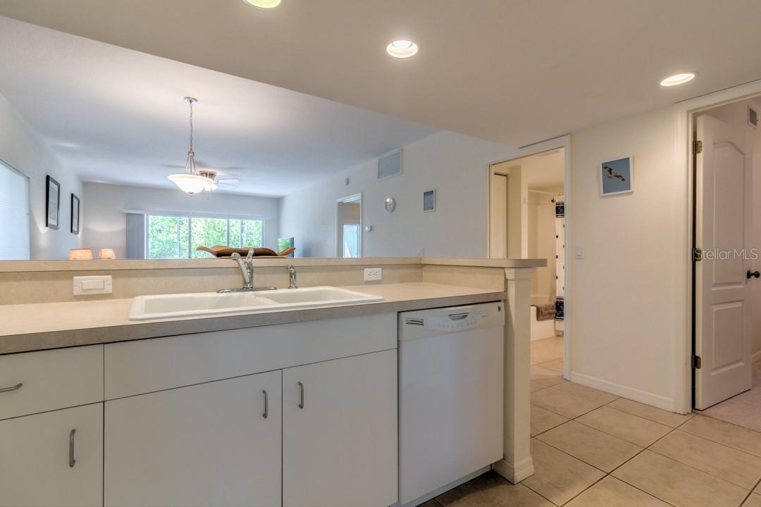 8151 MEMORY LN #118, ROTONDA WEST, FL, 33947