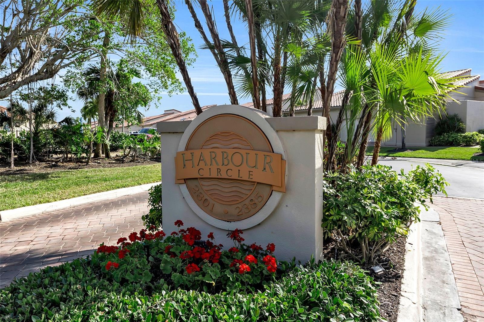 2341 HARBOUR OAKS DR, LONGBOAT KEY, FL, 34228