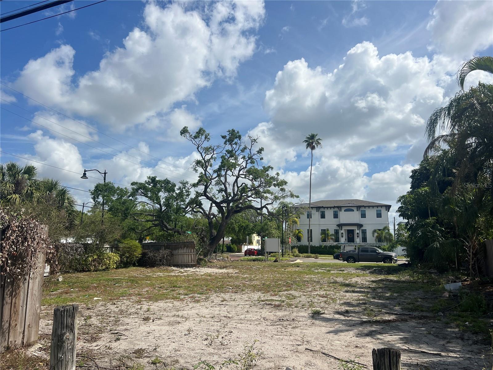 404 E DAVIS BLVD, TAMPA, FL, 33606