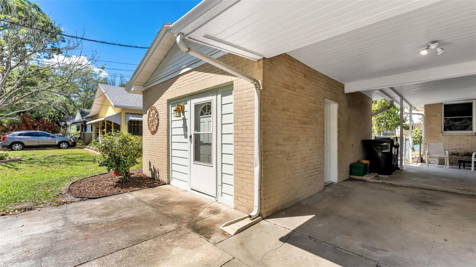 621 S INGRAHAM AVE, LAKELAND, FL, 33801
